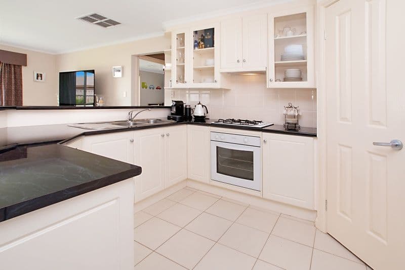 43 Manchester Circuit, CRAIGMORE SA 5114, Craigmore - Thumbnail 4