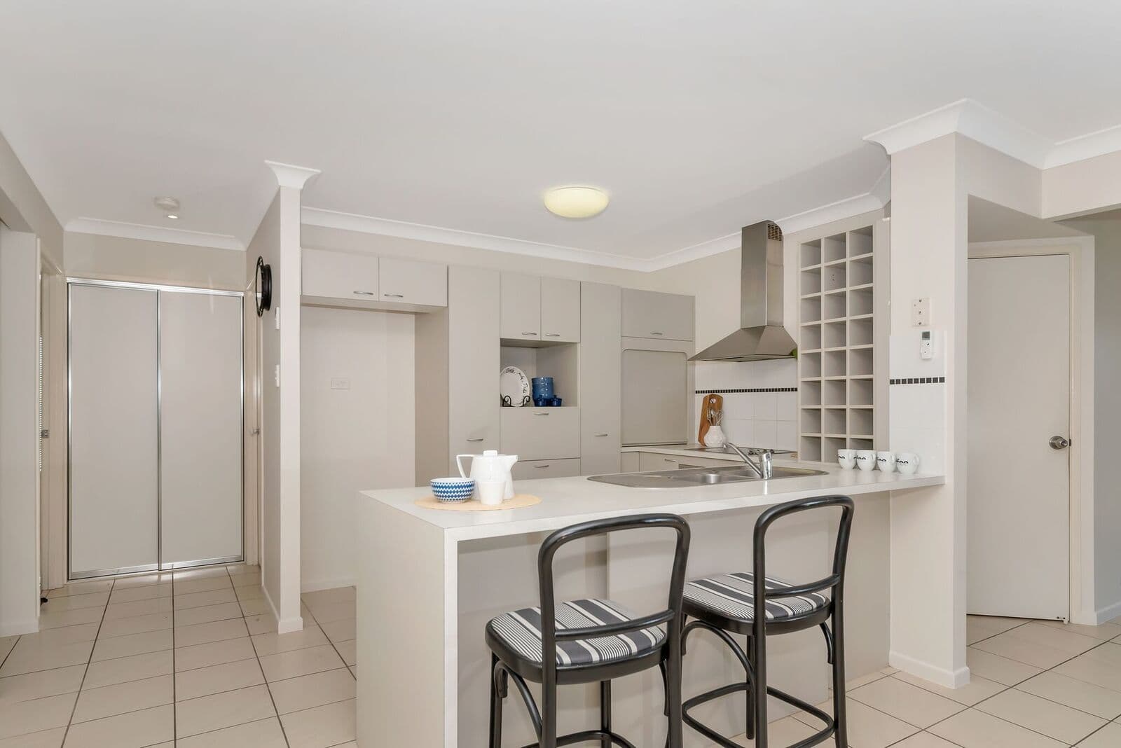 30 Chichester Avenue, Kirwan QLD 4817, Kirwan - Thumbnail 4