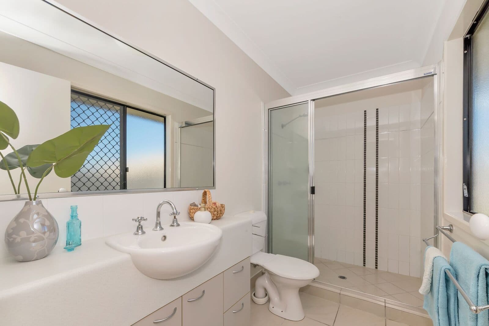 30 Chichester Avenue, Kirwan QLD 4817, Kirwan - Thumbnail 6