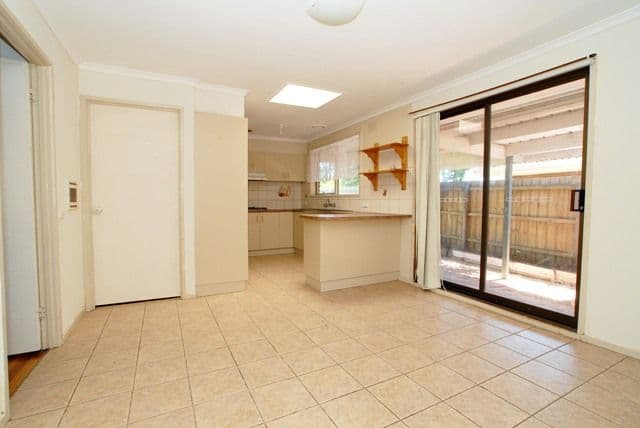 13 Aitken Avenue, HOPPERS CROSSING VIC 3029, Hoppers Crossing - Thumbnail 4