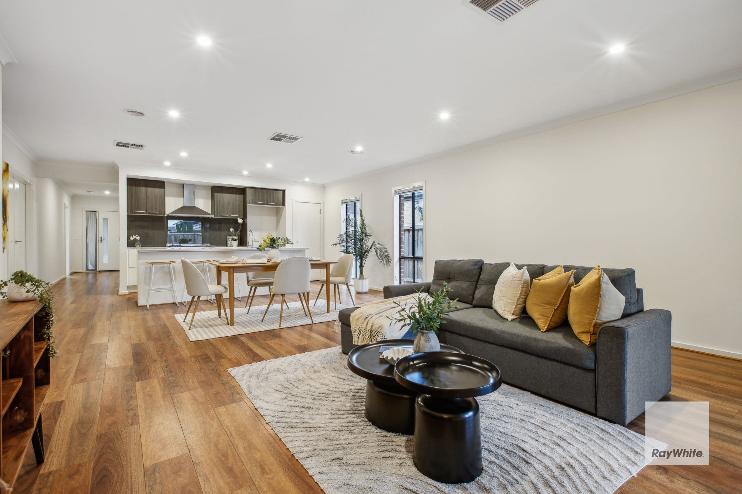 28 Orinoco Chase, Werribee VIC 3030, Werribee - Thumbnail 3