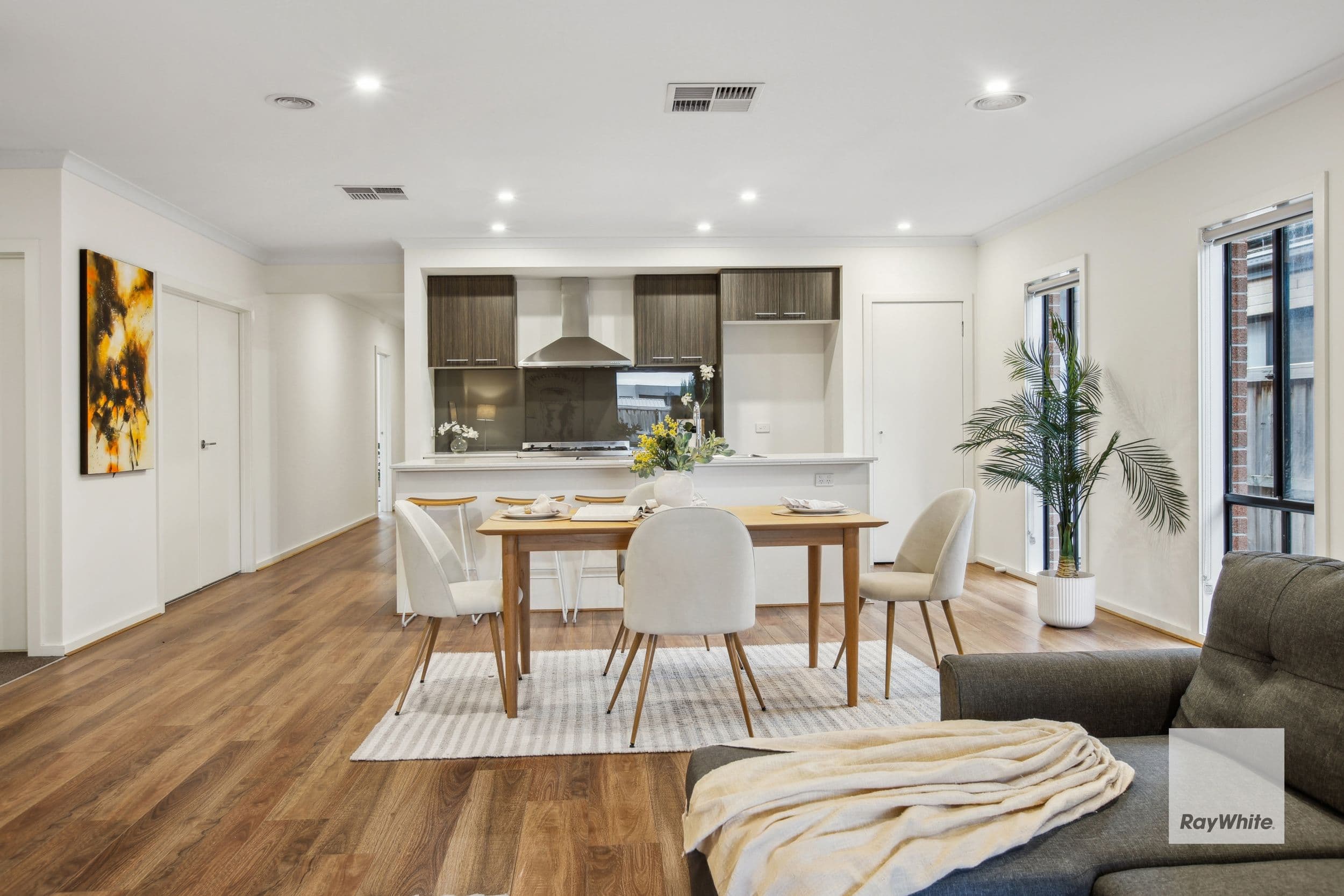 28 Orinoco Chase, Werribee VIC 3030, Werribee - Thumbnail 4