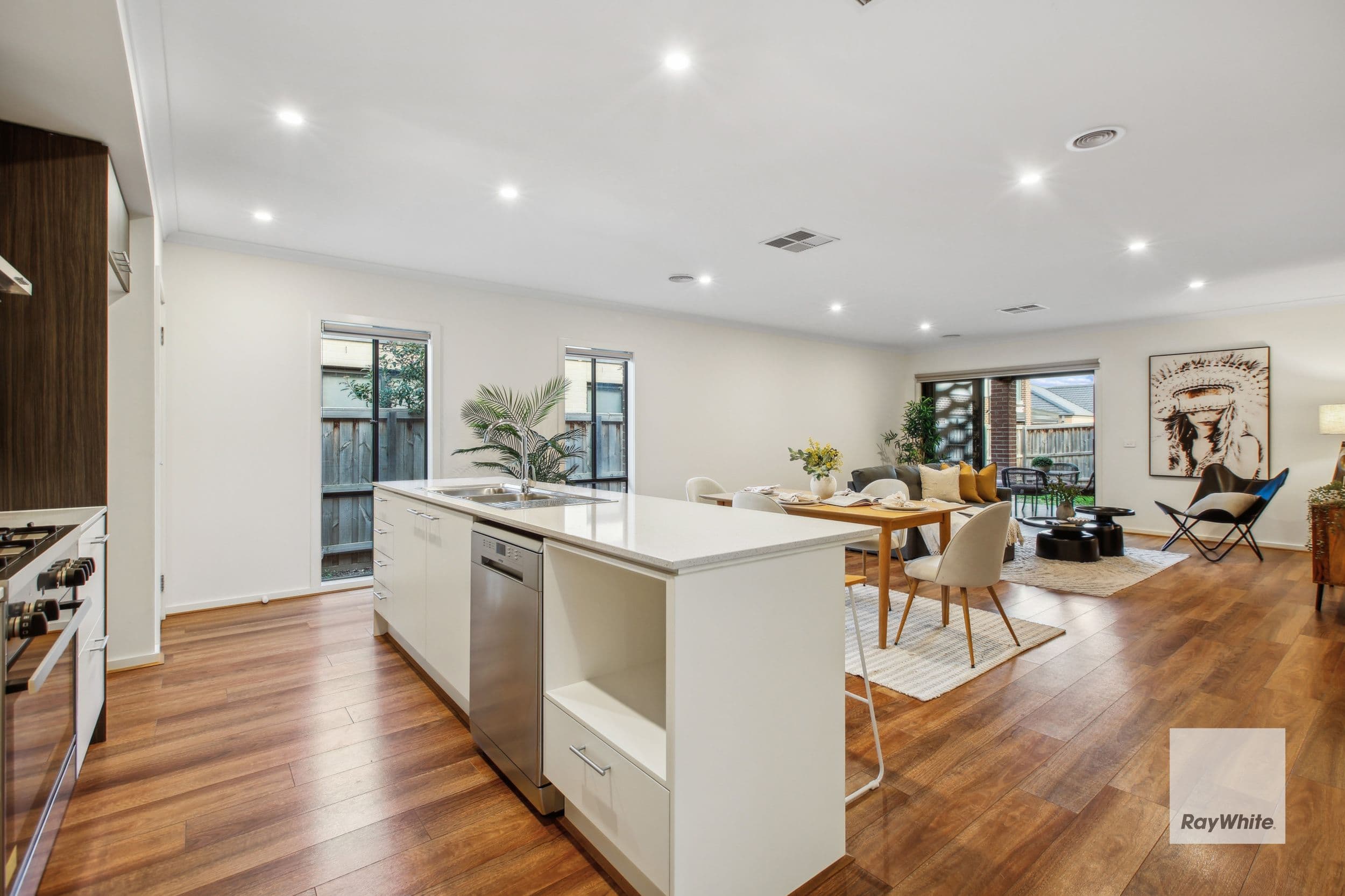 28 Orinoco Chase, Werribee VIC 3030, Werribee - Thumbnail 7