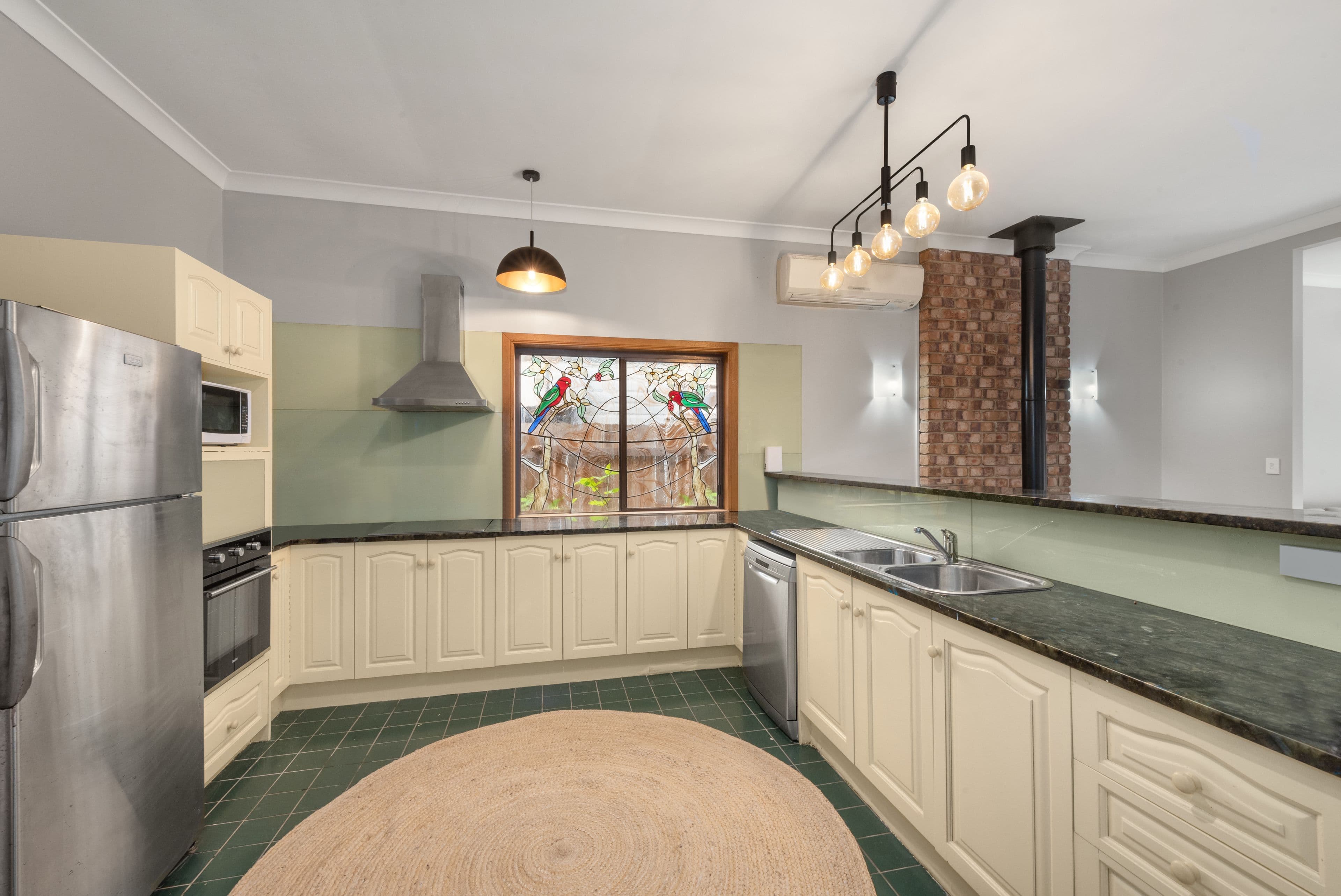 60 Lethem Street, Hendra QLD 4011, Hendra - Thumbnail 2