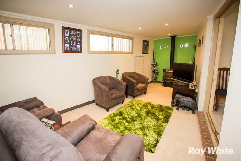 8 Hanley Court, PAKENHAM VIC 3810, Pakenham - Thumbnail 7