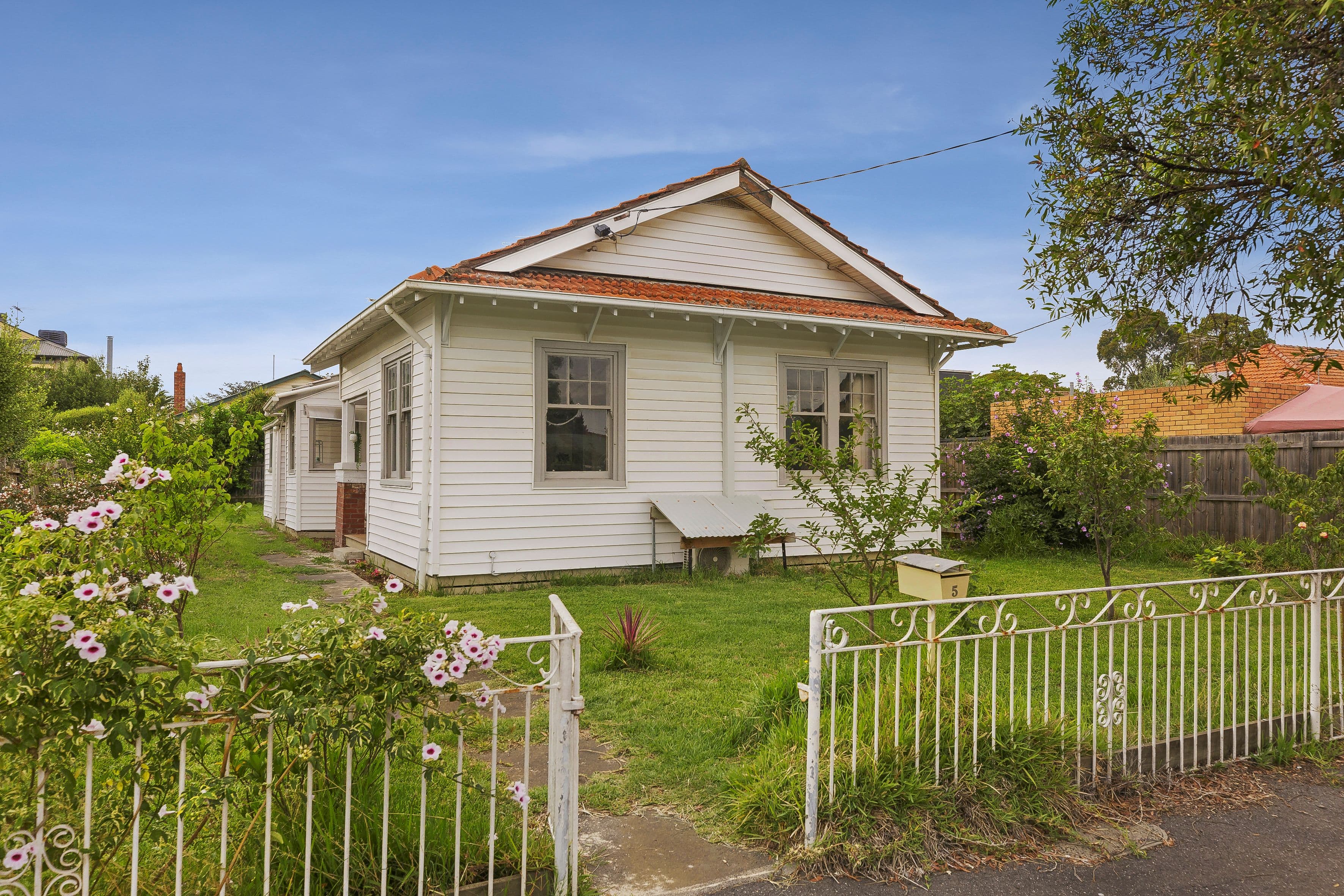 5 Akeroa Avenue, Brunswick East VIC 3057, Brunswick East - Image 1
