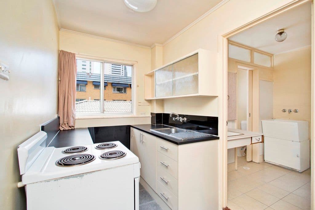 9 Surf Parade, Broadbeach QLD 4218, Broadbeach - Thumbnail 6