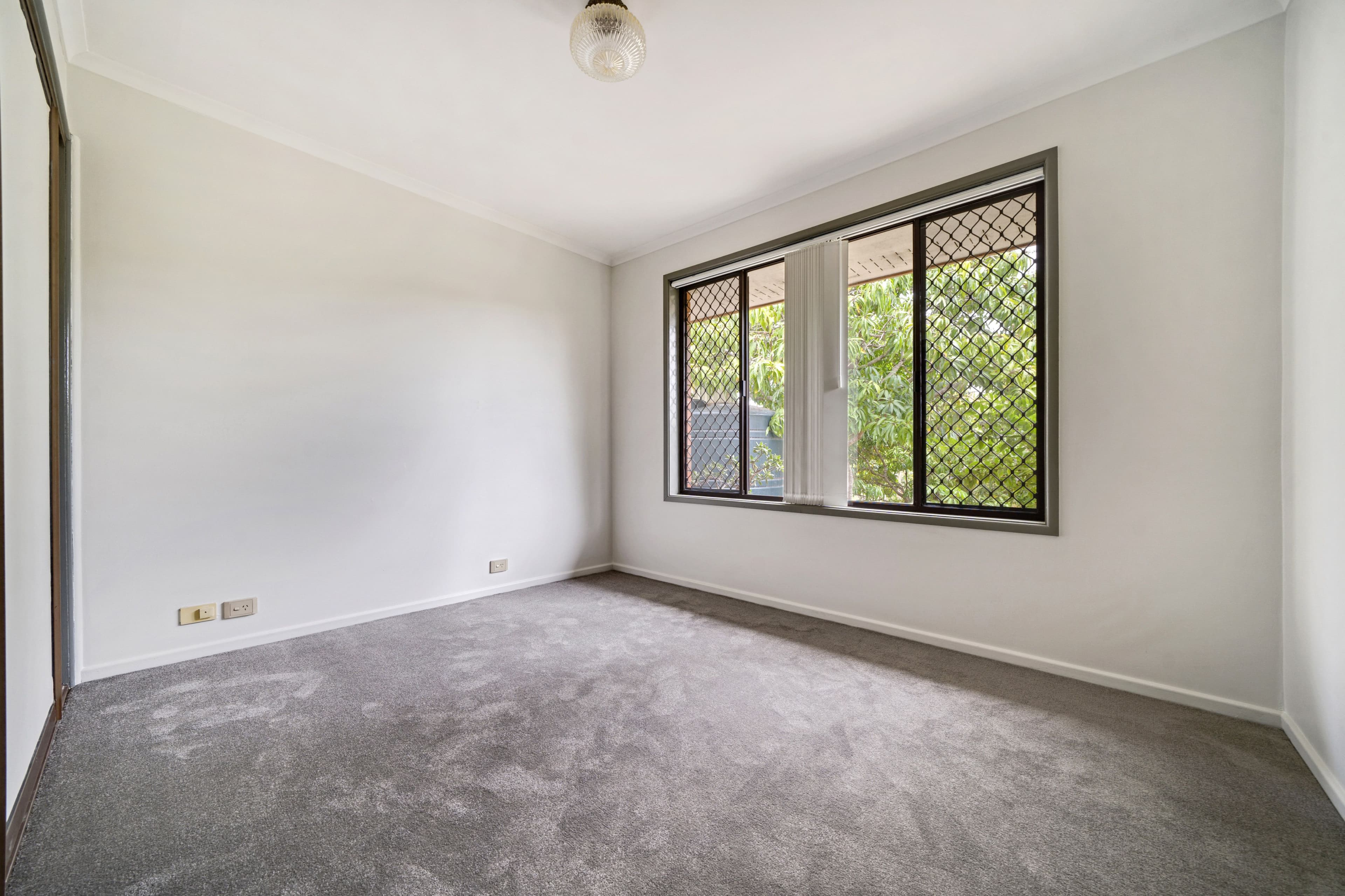 34 Rogers Avenue, Beenleigh QLD 4207, Beenleigh - Thumbnail 5