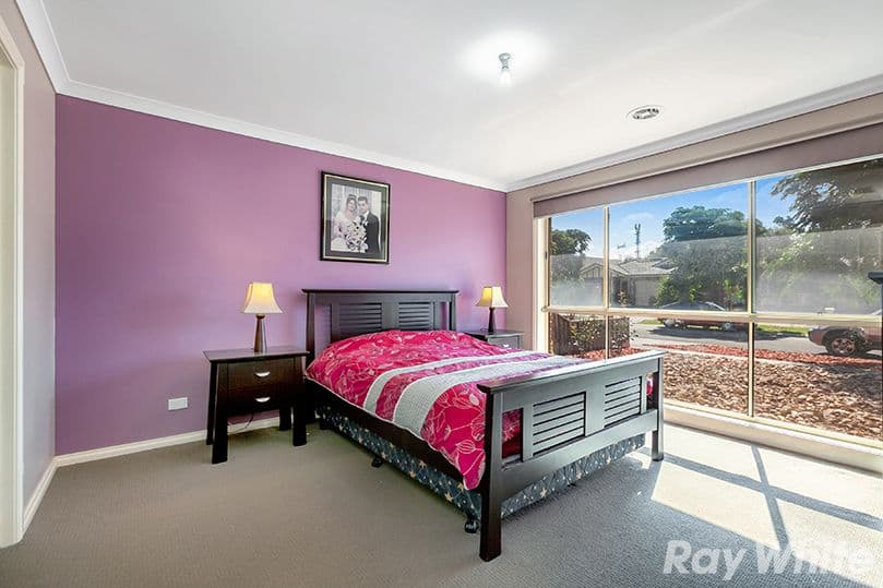 9 Masked Owl Road, South Morang VIC 3752, South Morang - Thumbnail 7