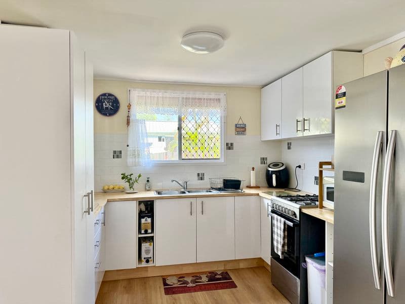 e8 / 61 Ocean Street, Torquay, QLD, Torquay - Thumbnail 4