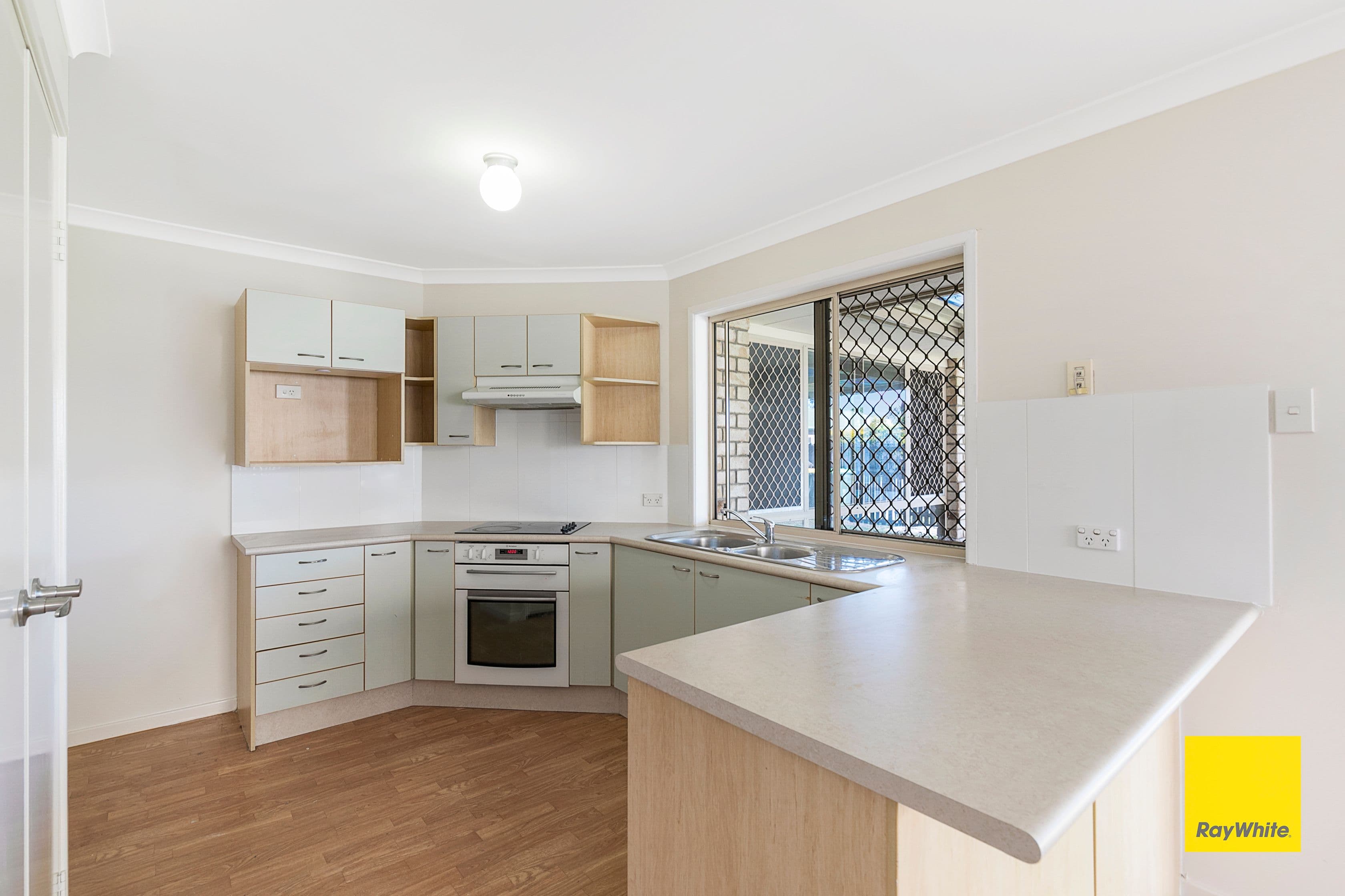 223A Berwick Street, Victoria Park - Thumbnail 2