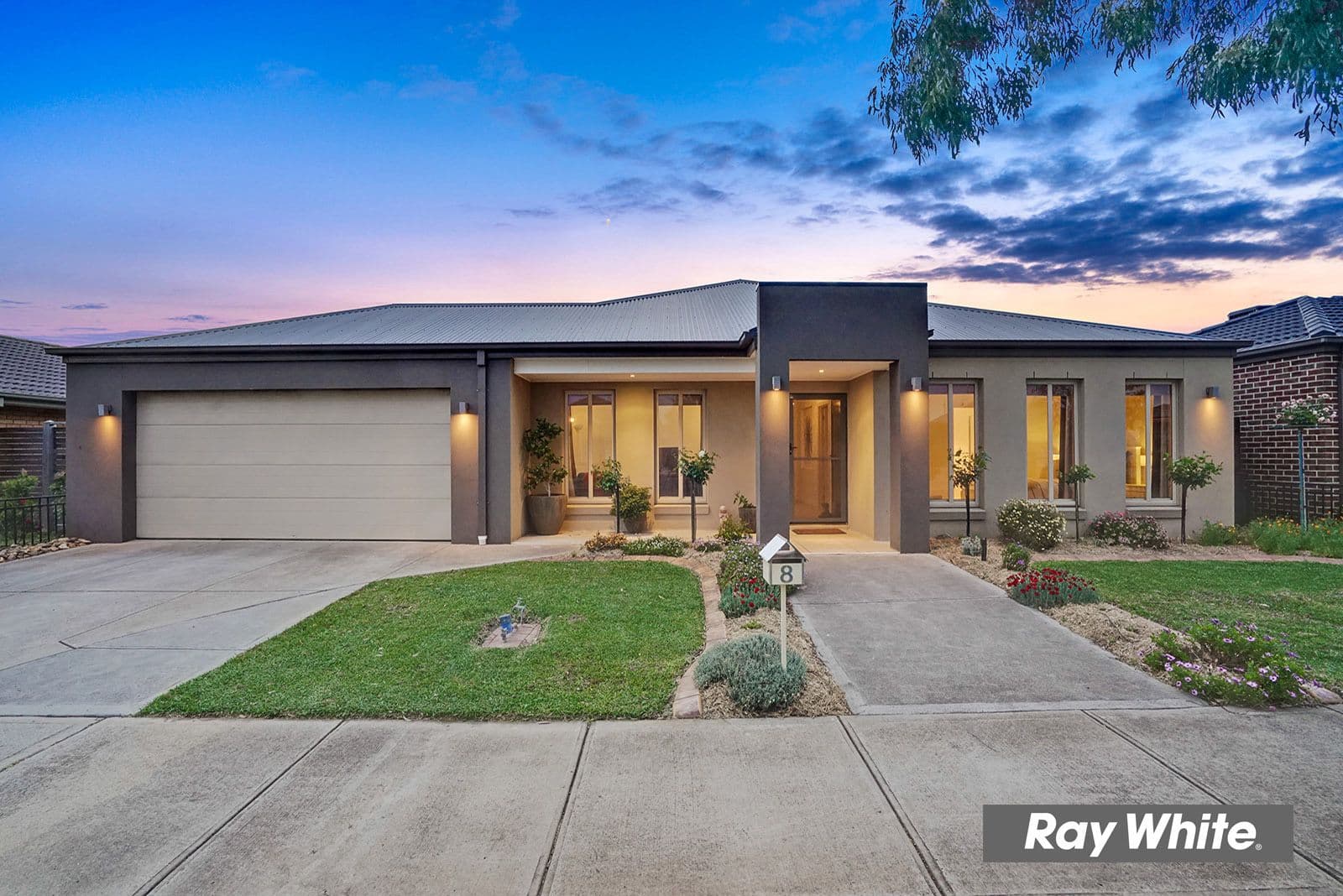8 Mallina Glen, Tarneit VIC 3029, Tarneit - Image 1