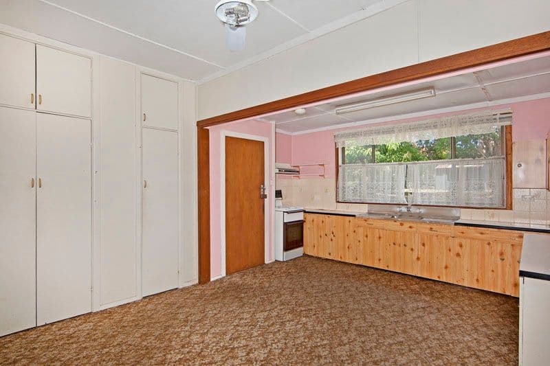 42 Manuka Parade, GOROKAN NSW 2263, Gorokan - Thumbnail 2