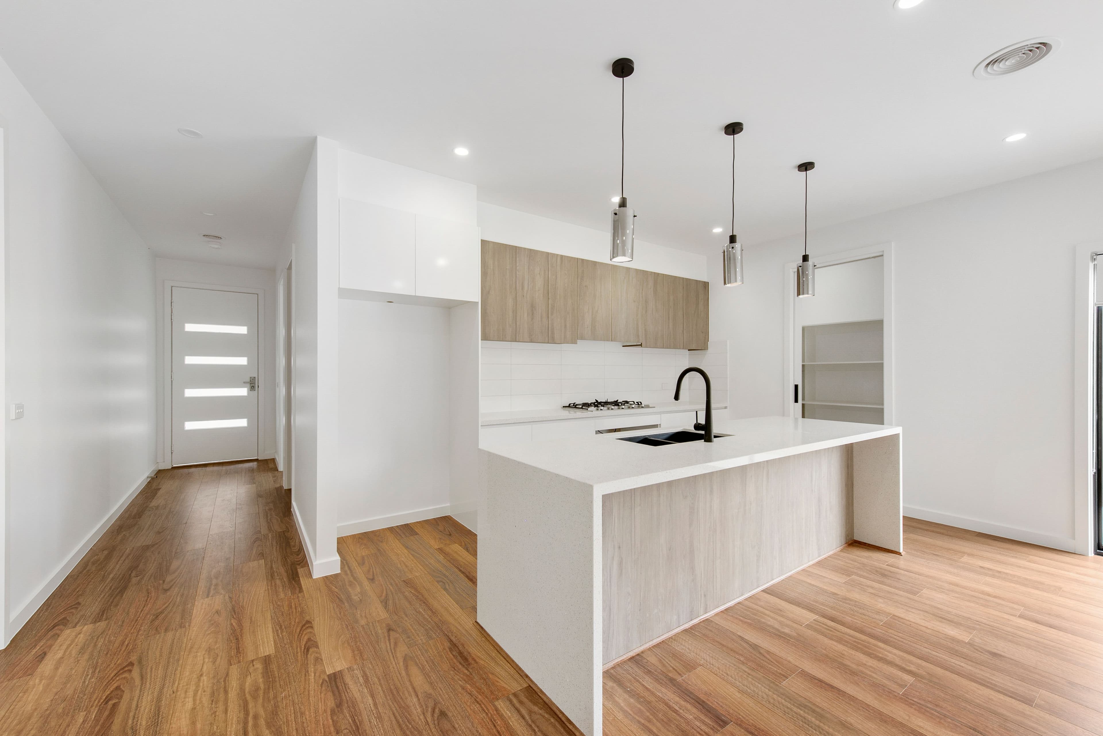 13 Florey Avenue, Fraser Rise VIC 3336, Fraser Rise - Thumbnail 5