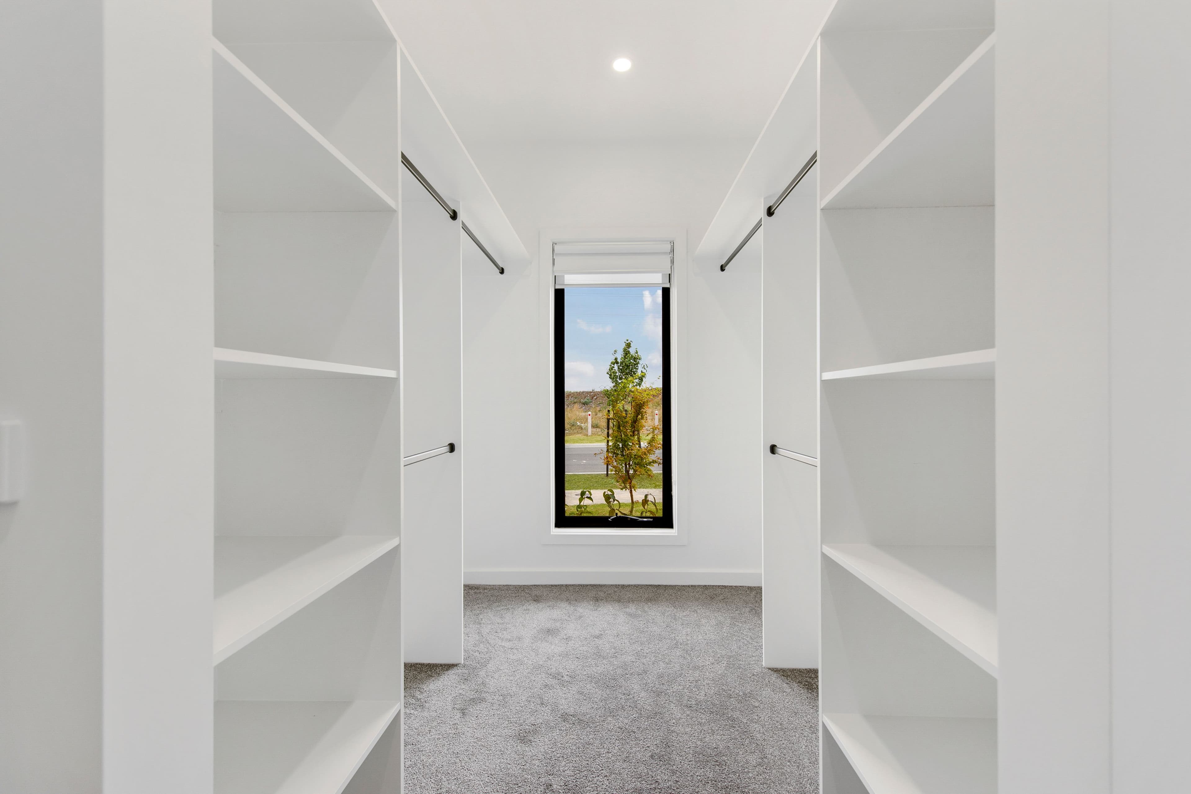 13 Florey Avenue, Fraser Rise VIC 3336, Fraser Rise - Thumbnail 7