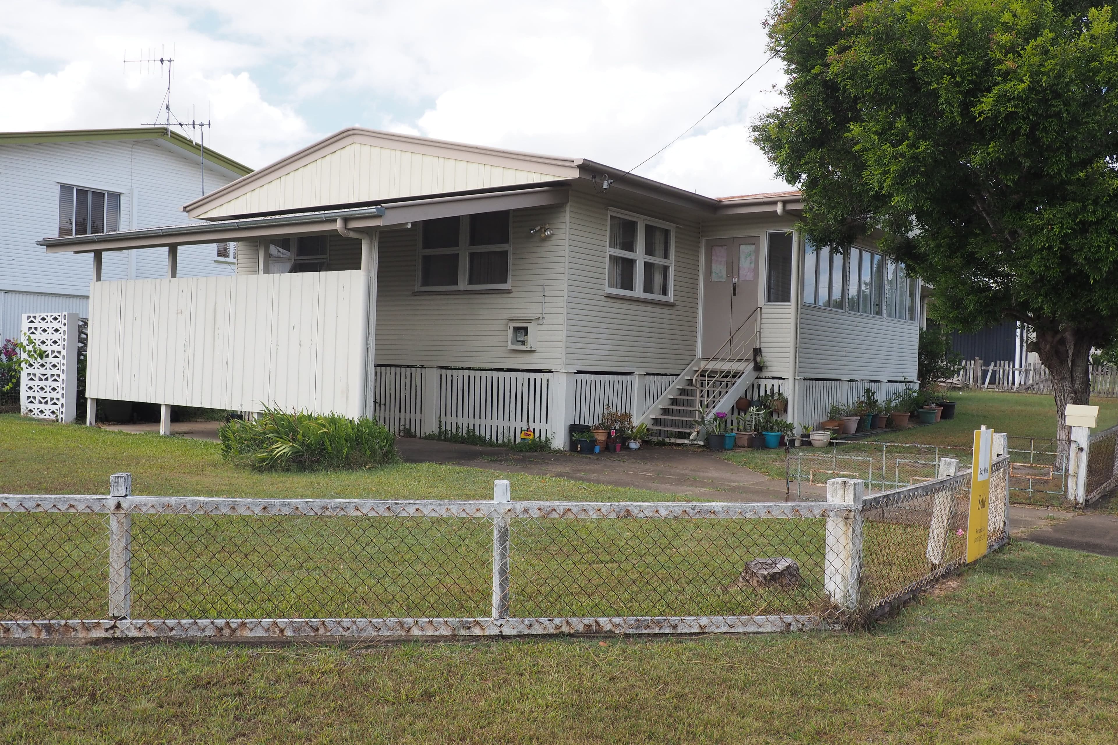 4 French Avenue, Maryborough QLD 4650, Maryborough - Thumbnail 2