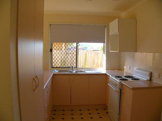 16 Magdalene Street, WYNNUM WEST QLD 4178, Wynnum West - Thumbnail 5