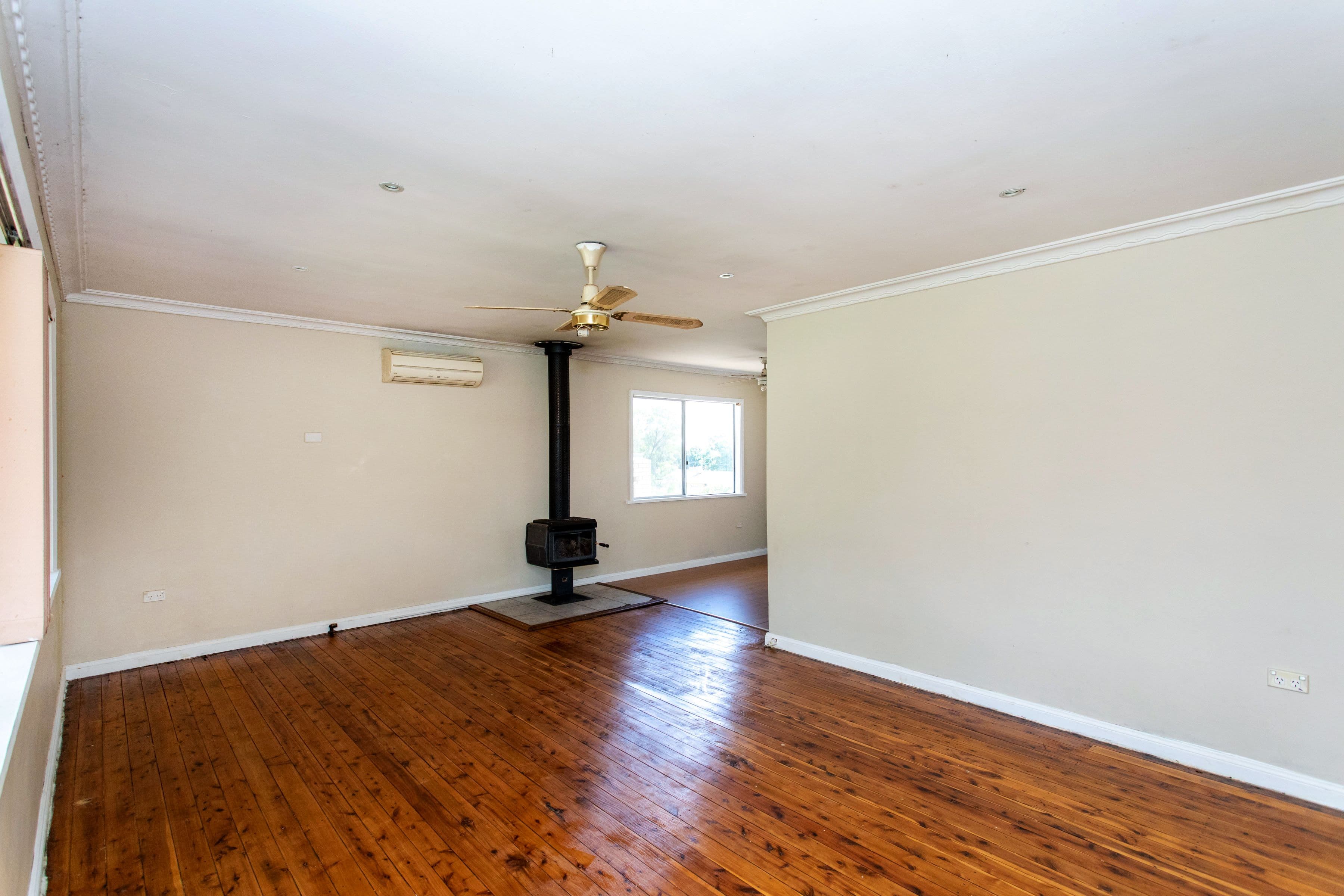 6 Wahroonga Street, Cowra NSW 2794, Cowra - Thumbnail 2