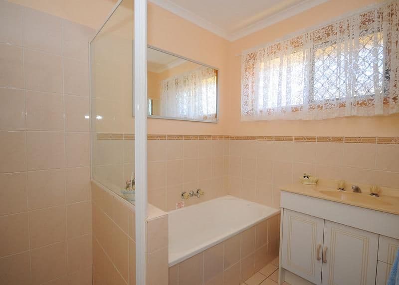 38 Thornbill Drive, Eli Waters QLD 4655, Eli Waters - Thumbnail 2