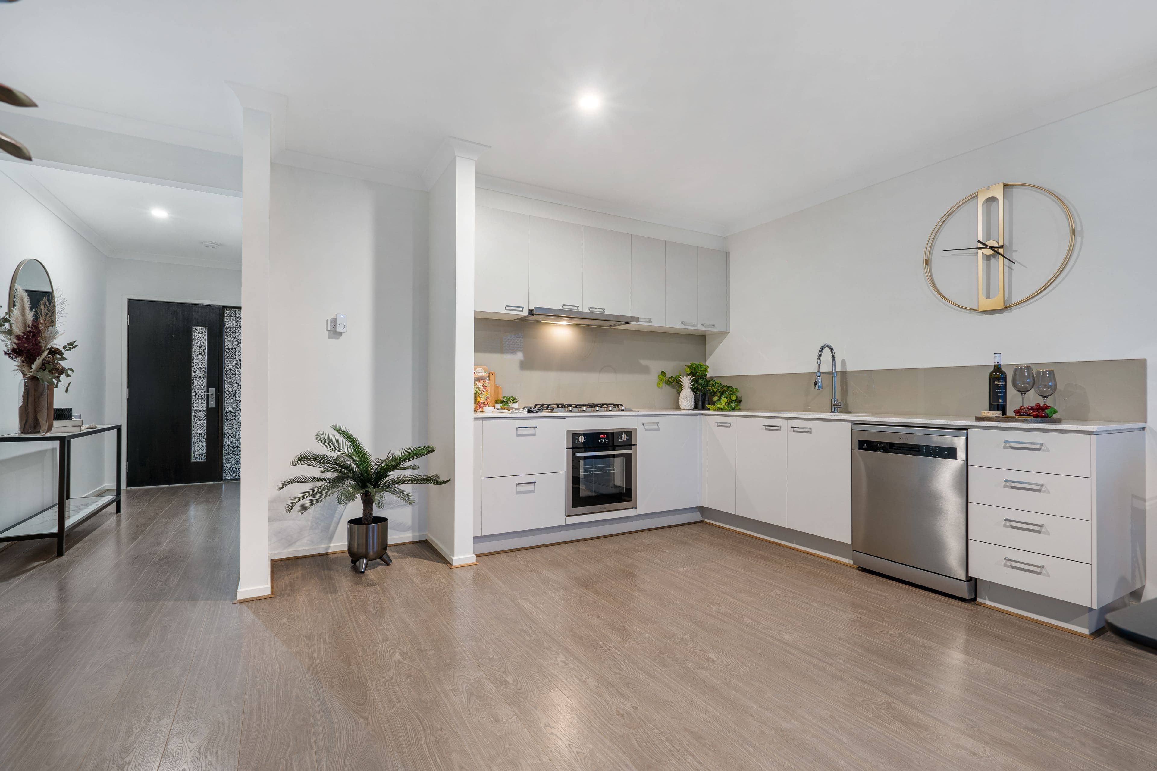 5 Chestnut Street, AINTREE VIC 3336, Aintree - Thumbnail 2