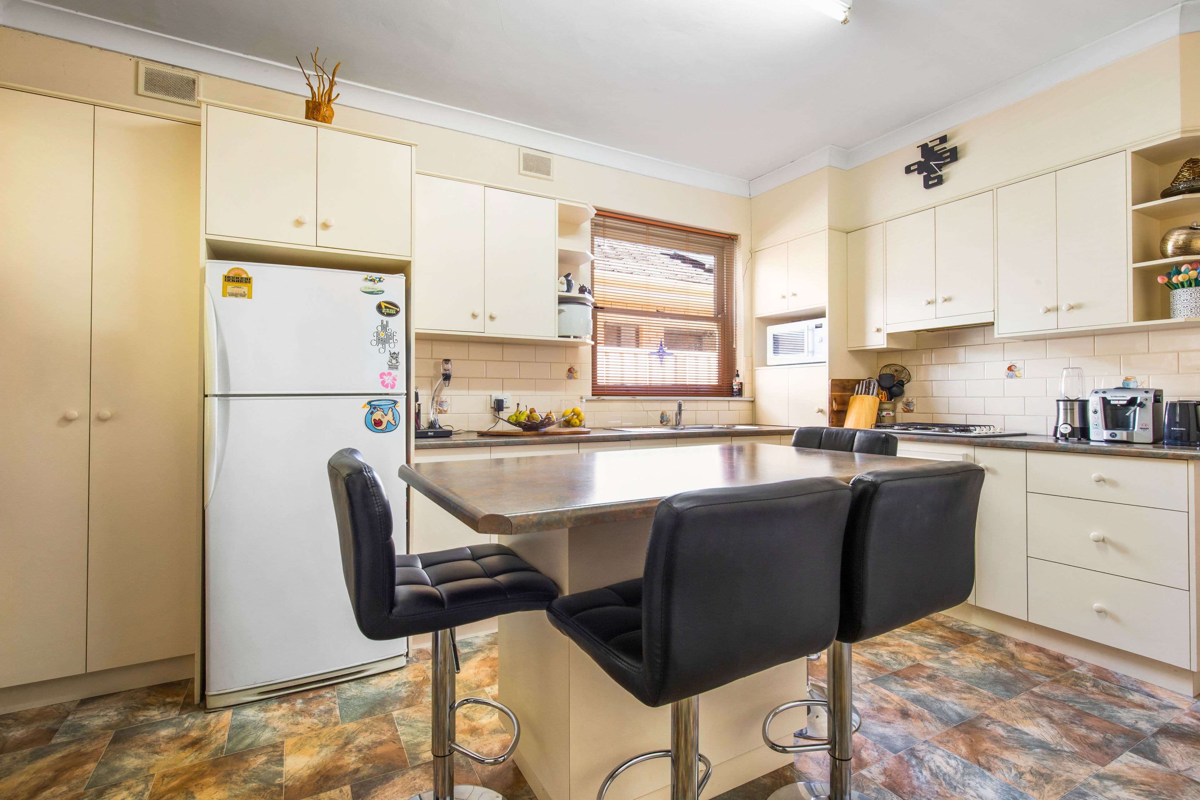 7 Ragless Avenue, Park Holme SA 5043, Park Holme - Thumbnail 6