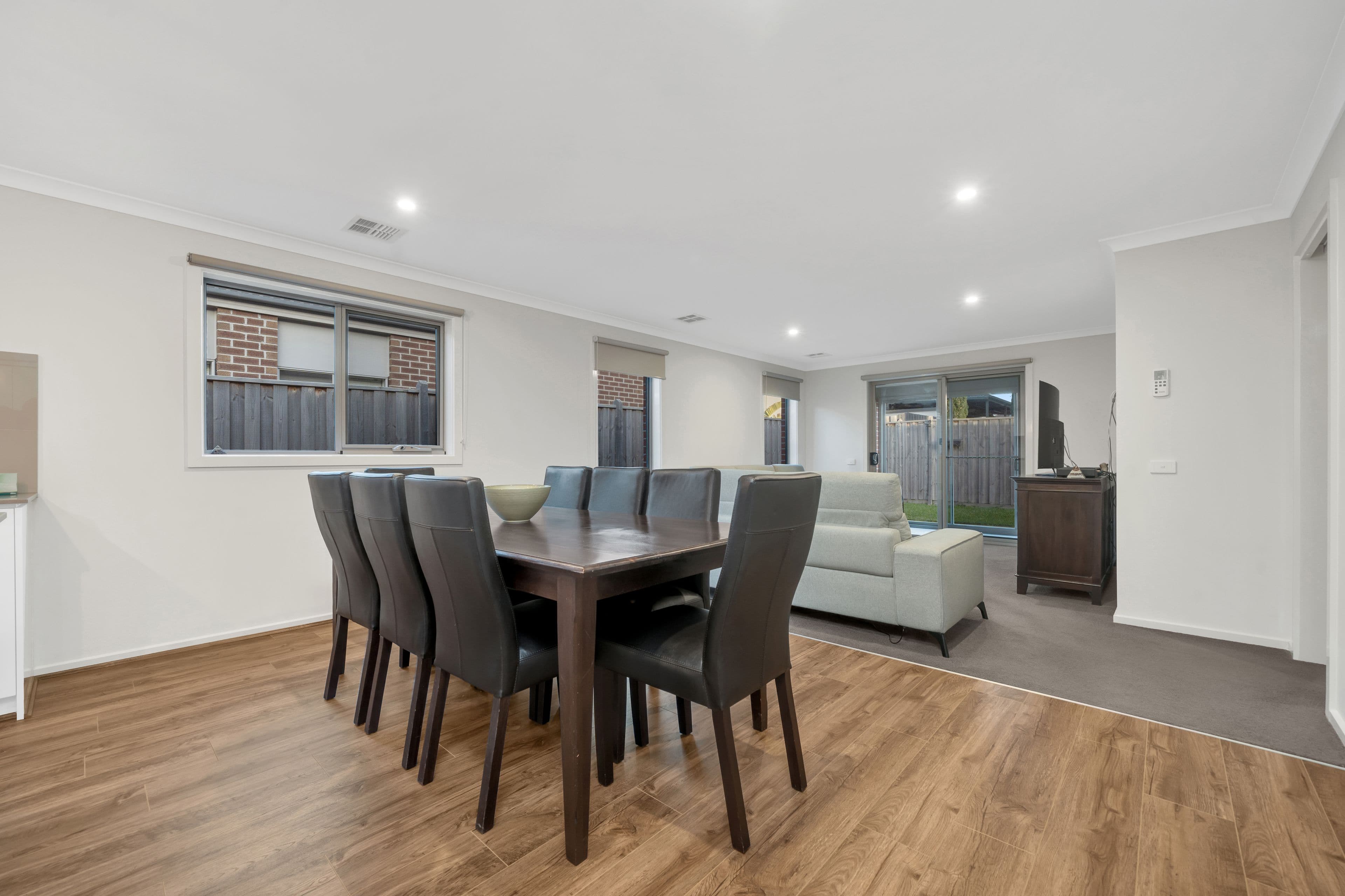 50 Karawarra Circuit, Cranbourne North VIC 3977, Cranbourne North - Thumbnail 5