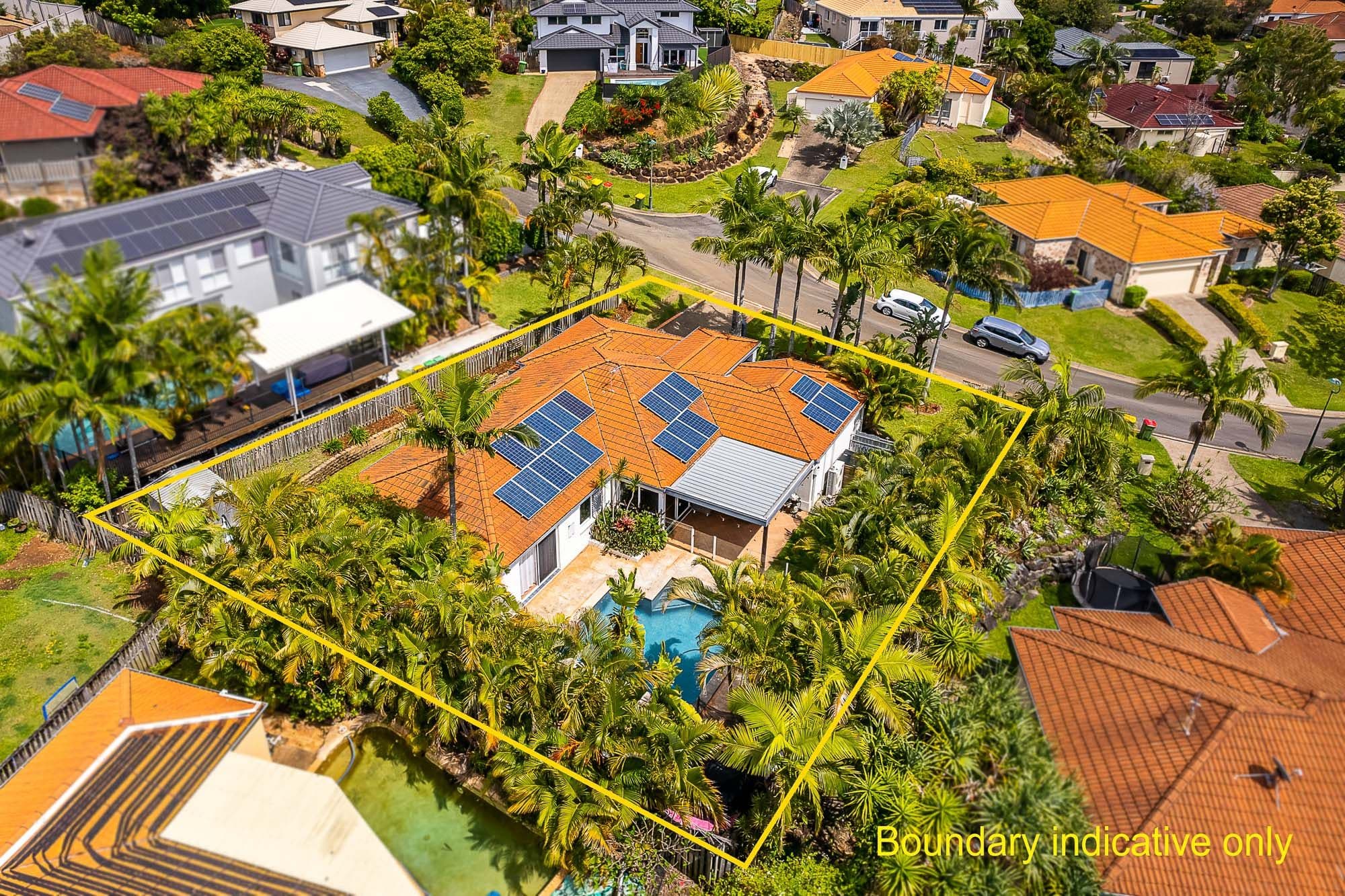 8 Ilminster Crescent, Mudgeeraba QLD 4213, Mudgeeraba - Thumbnail 3