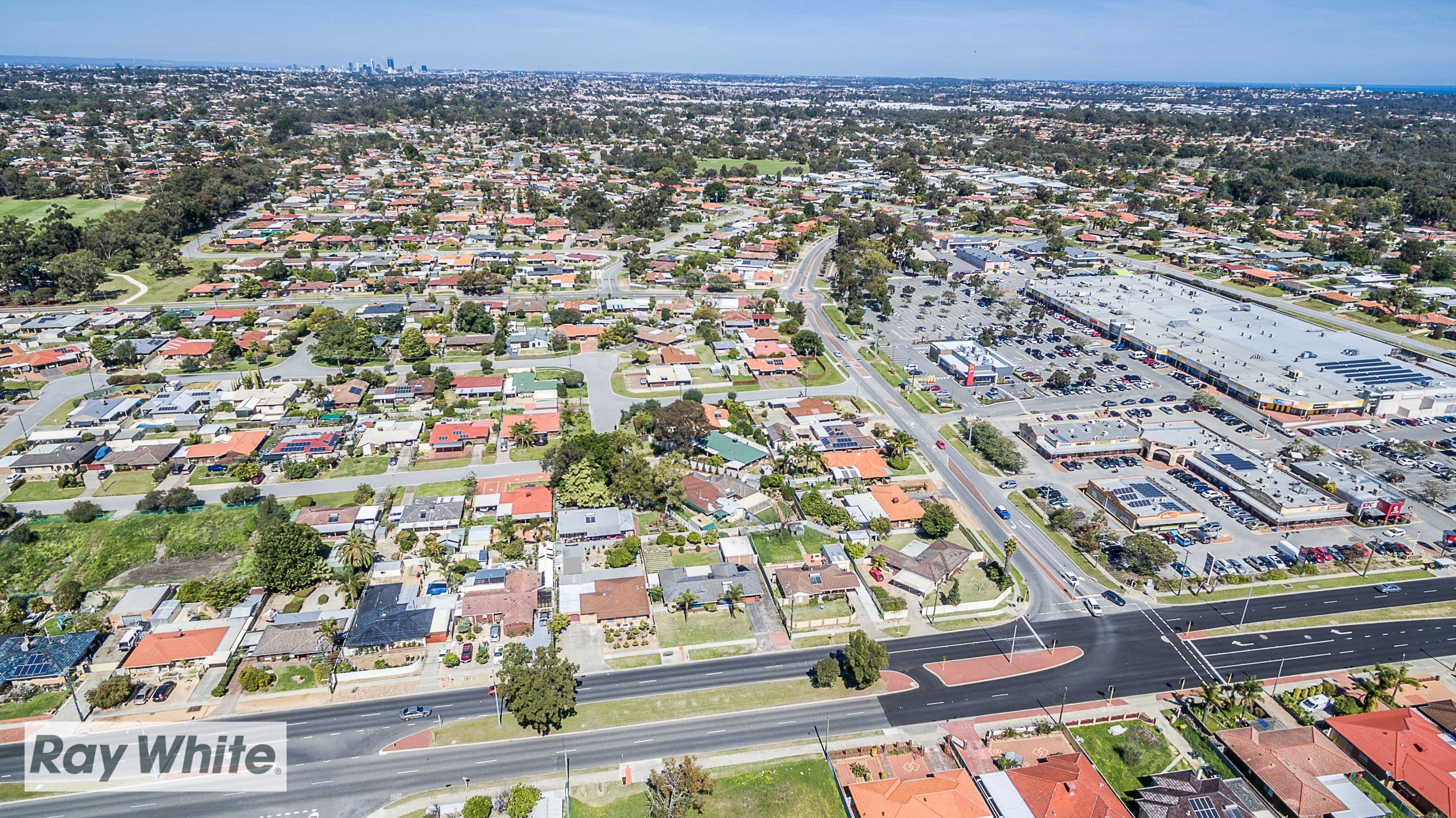 78 Marangaroo Drive, Girrawheen WA 6064, Girrawheen - Thumbnail 3