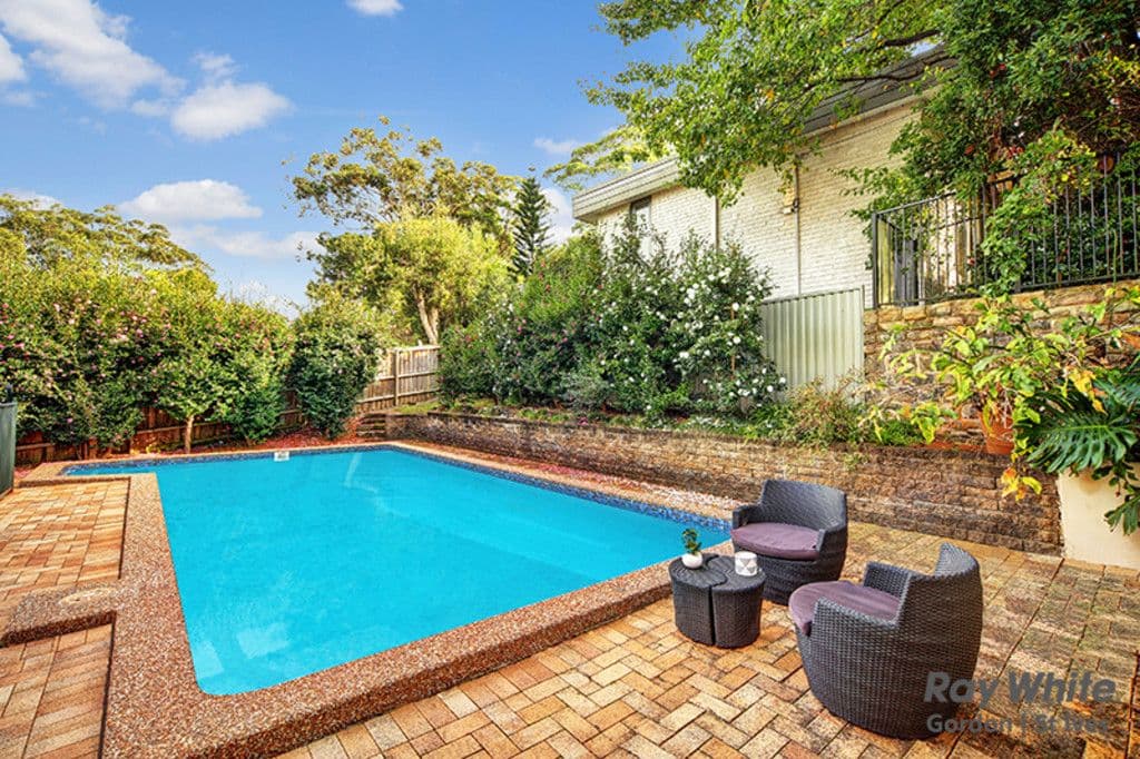 16 Dalrymple Crescent, Pymble - Image 1