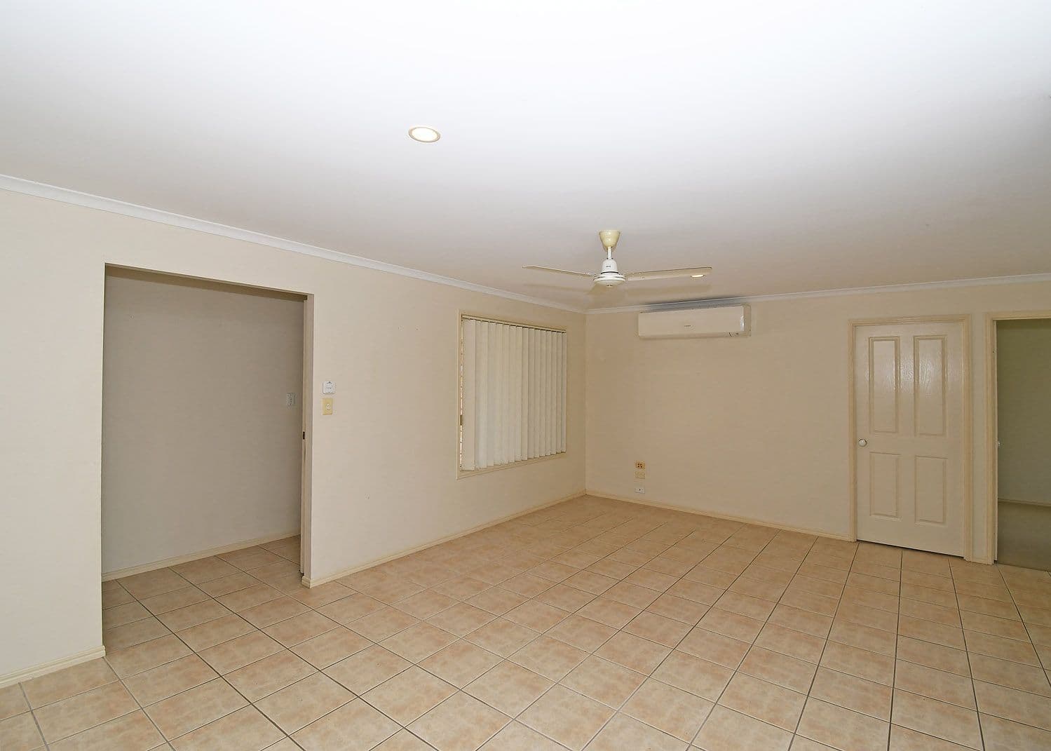 34 Conondale Court, Torquay QLD 4655, Torquay - Thumbnail 3