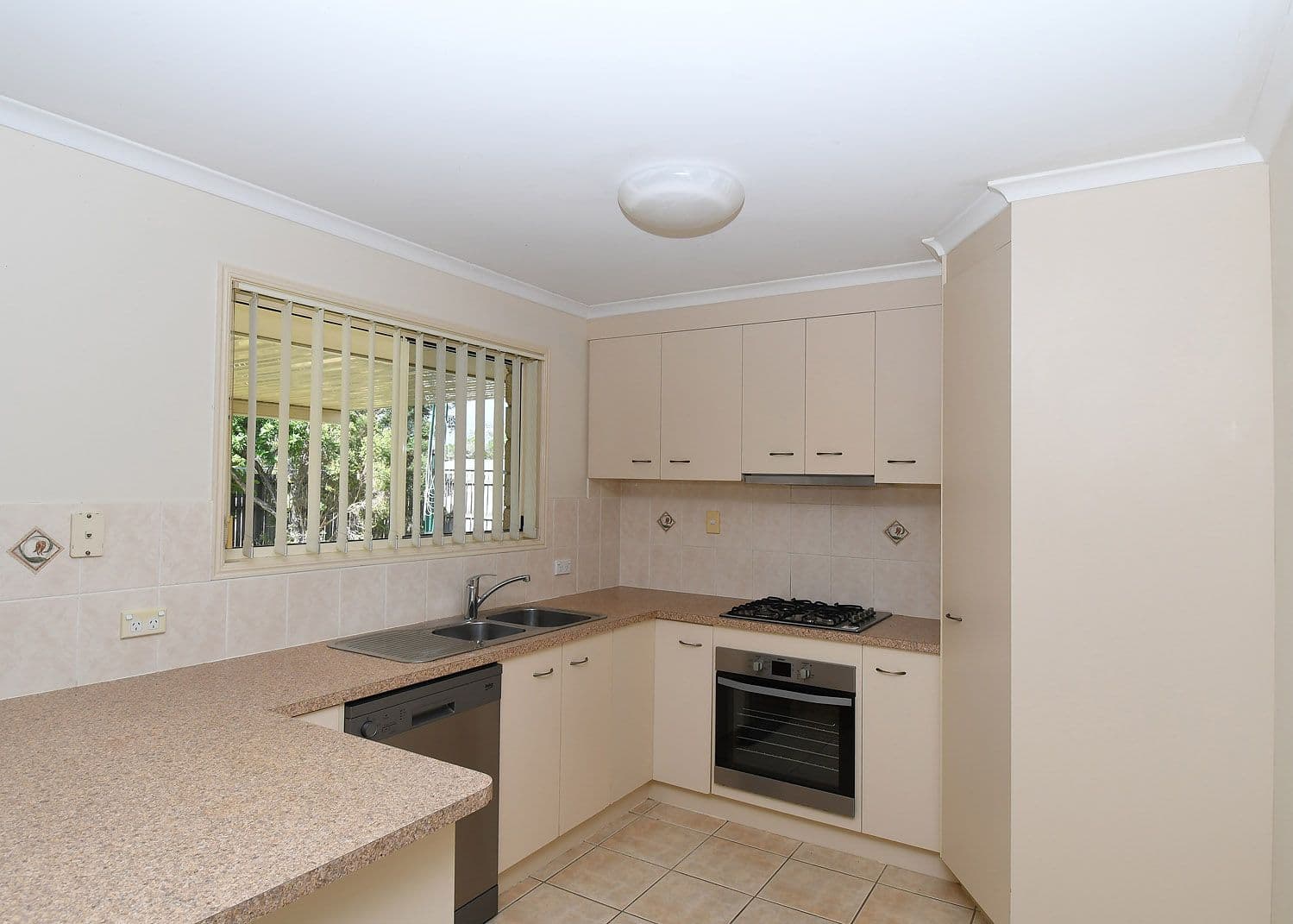 34 Conondale Court, Torquay QLD 4655, Torquay - Thumbnail 5