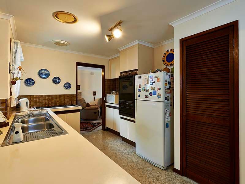 11 Melanie Close, WANTIRNA SOUTH VIC 3152, Wantirna South - Thumbnail 6