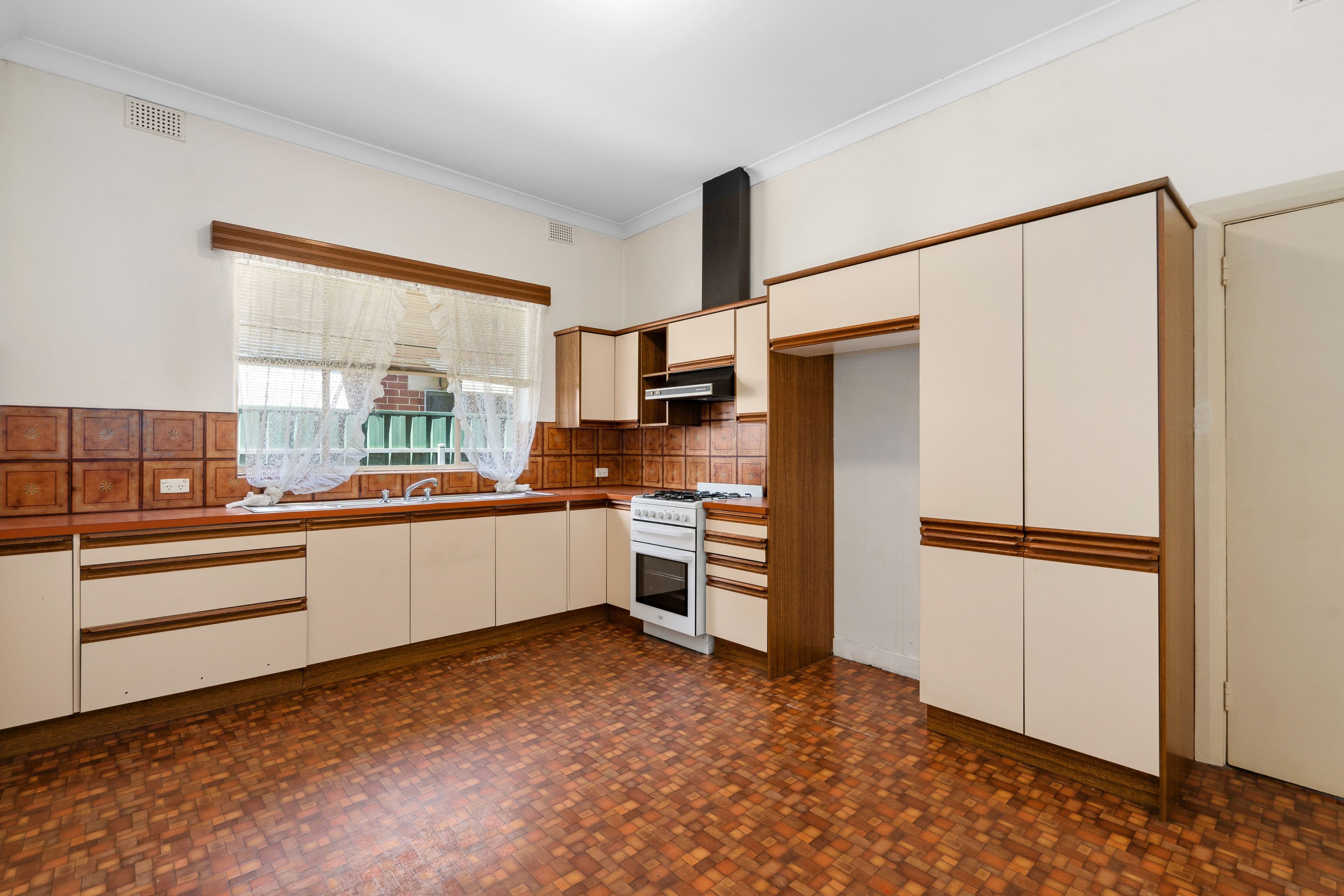 16 Flinders Parade, Flinders Park SA 5025, Flinders Park - Thumbnail 8