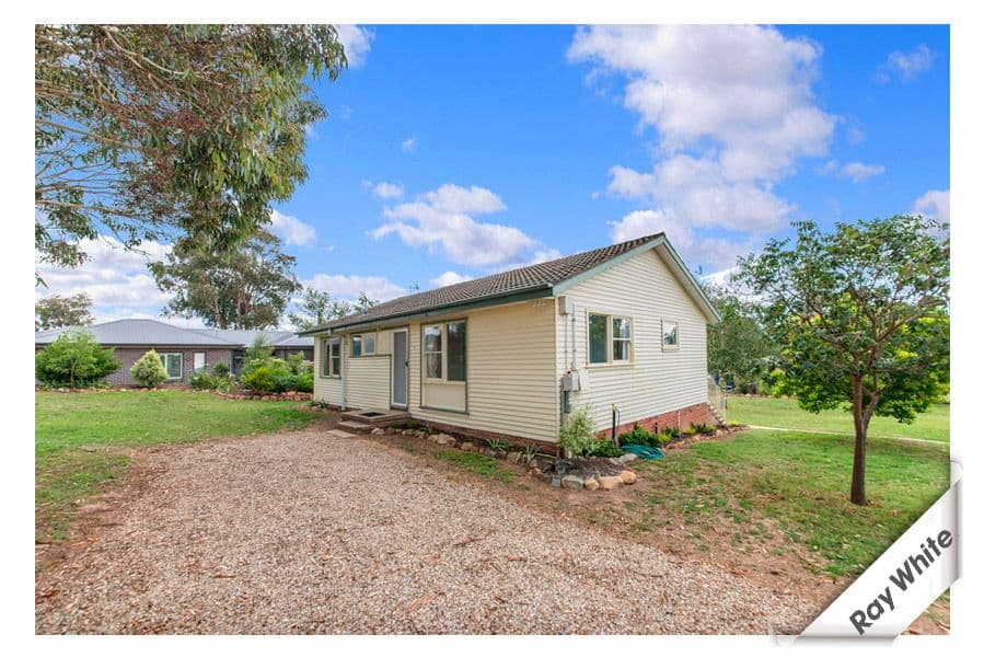 26 Jim Bradley Crescent, URIARRA VILLAGE ACT 2611, Uriarra Village - Image 1