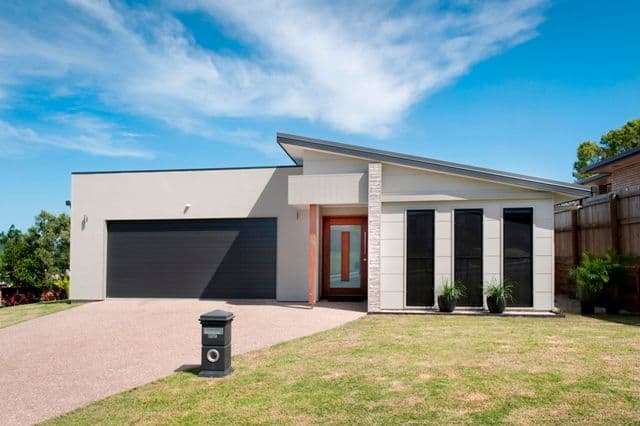 43 Dobinson Street, BUCASIA QLD 4750, Bucasia - Image 1