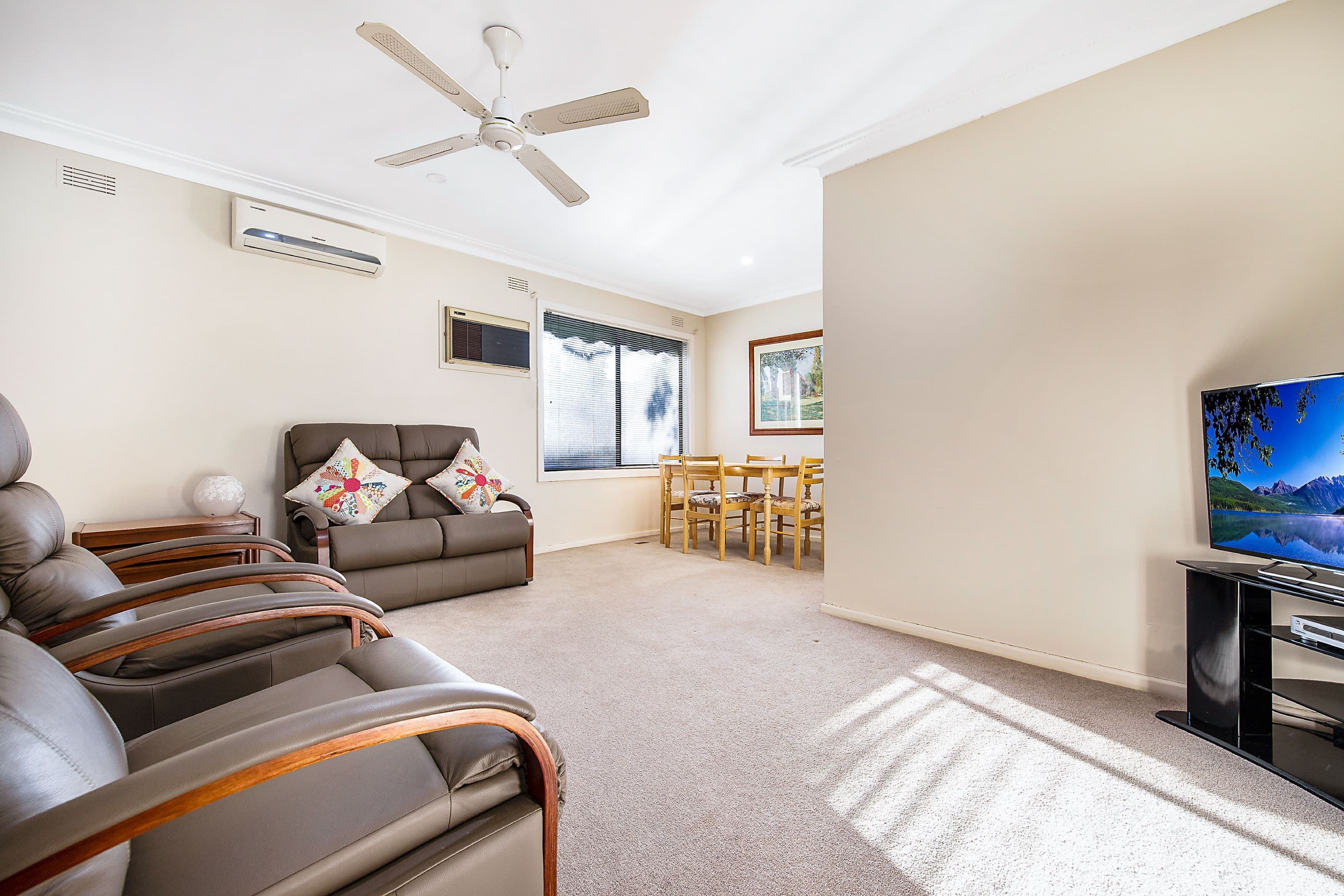 11 Highfield Avenue, Mulgrave VIC 3170, Mulgrave - Thumbnail 2