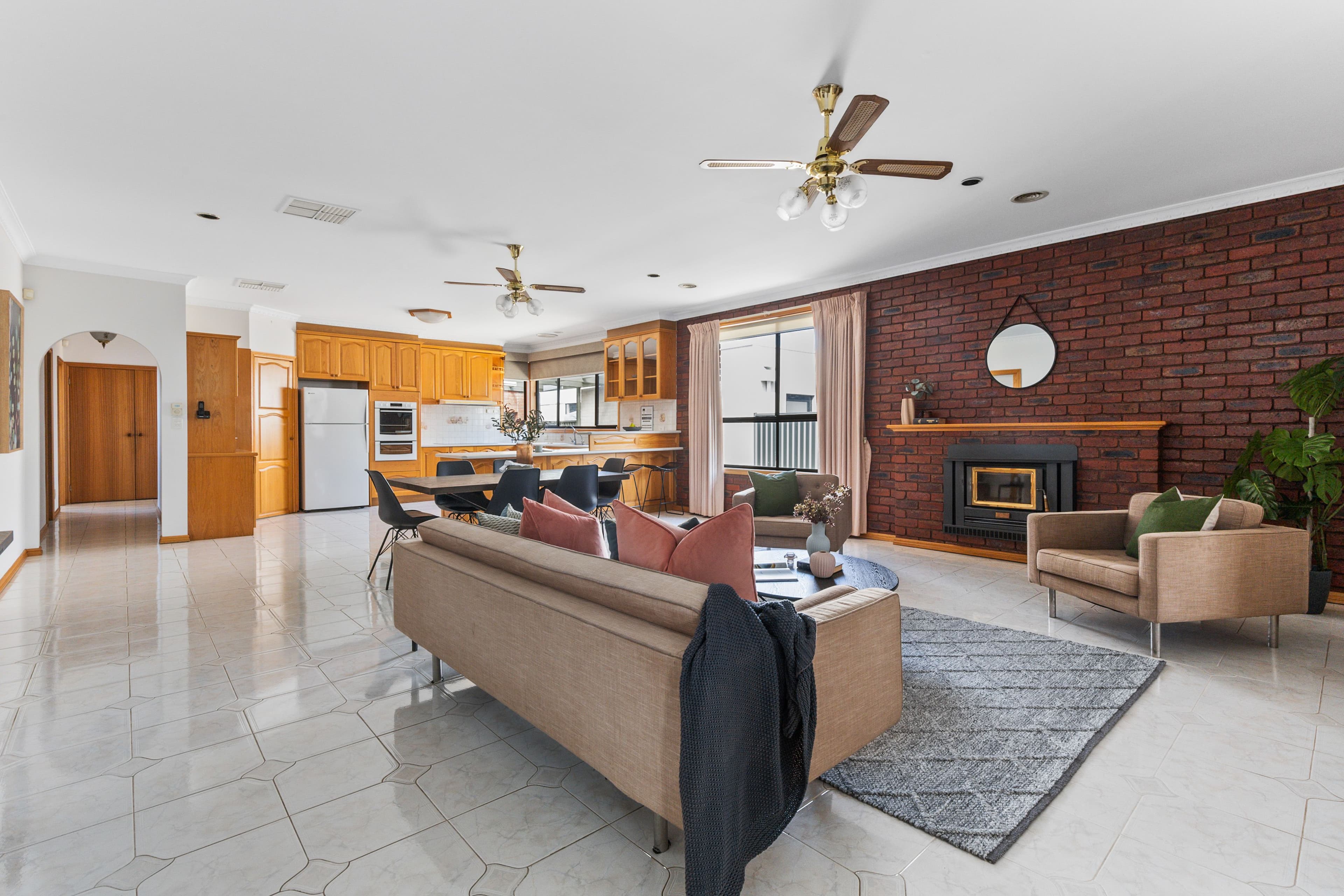 21 Corrigan Avenue, Brooklyn VIC 3012, Brooklyn - Thumbnail 4