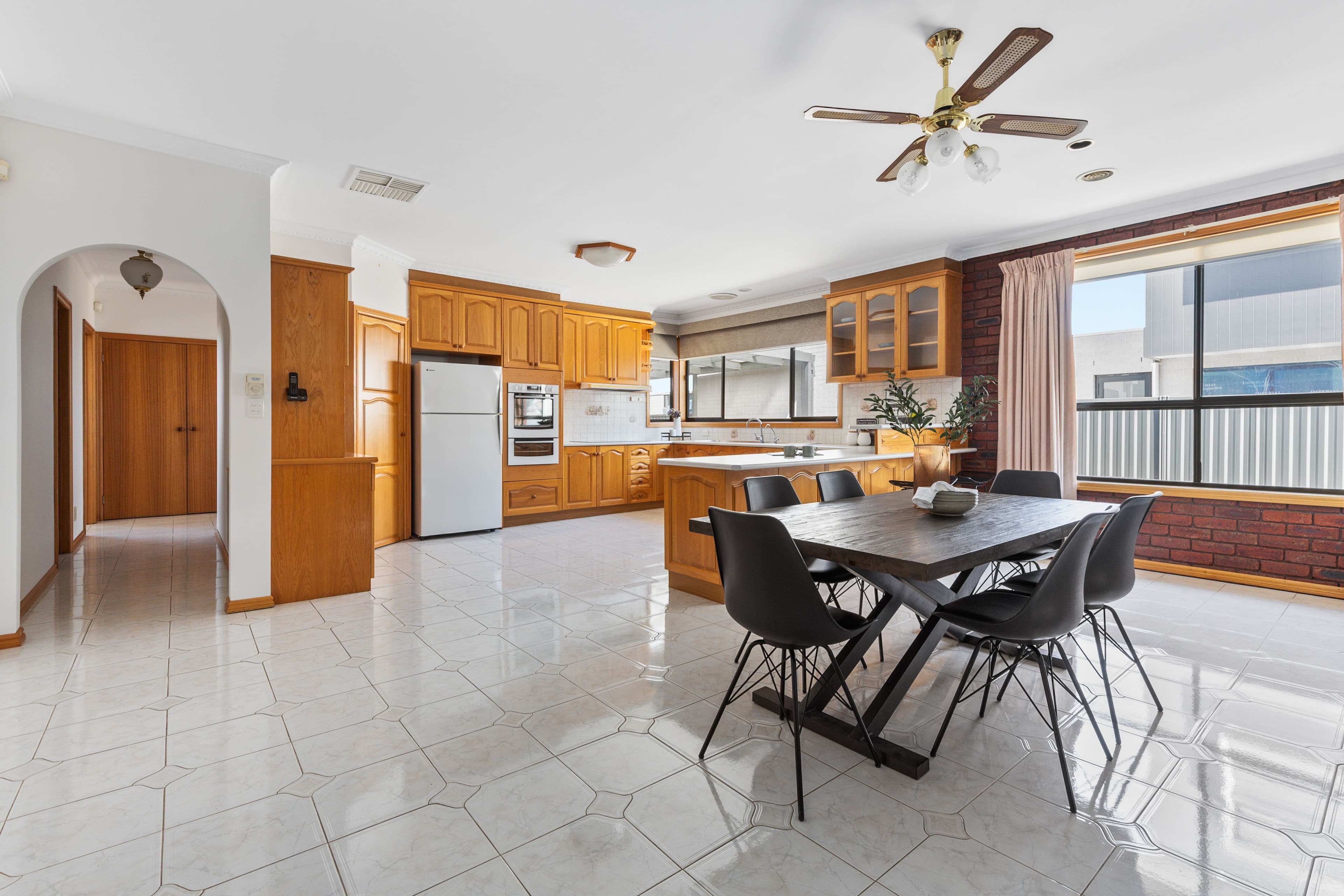 21 Corrigan Avenue, Brooklyn VIC 3012, Brooklyn - Thumbnail 6