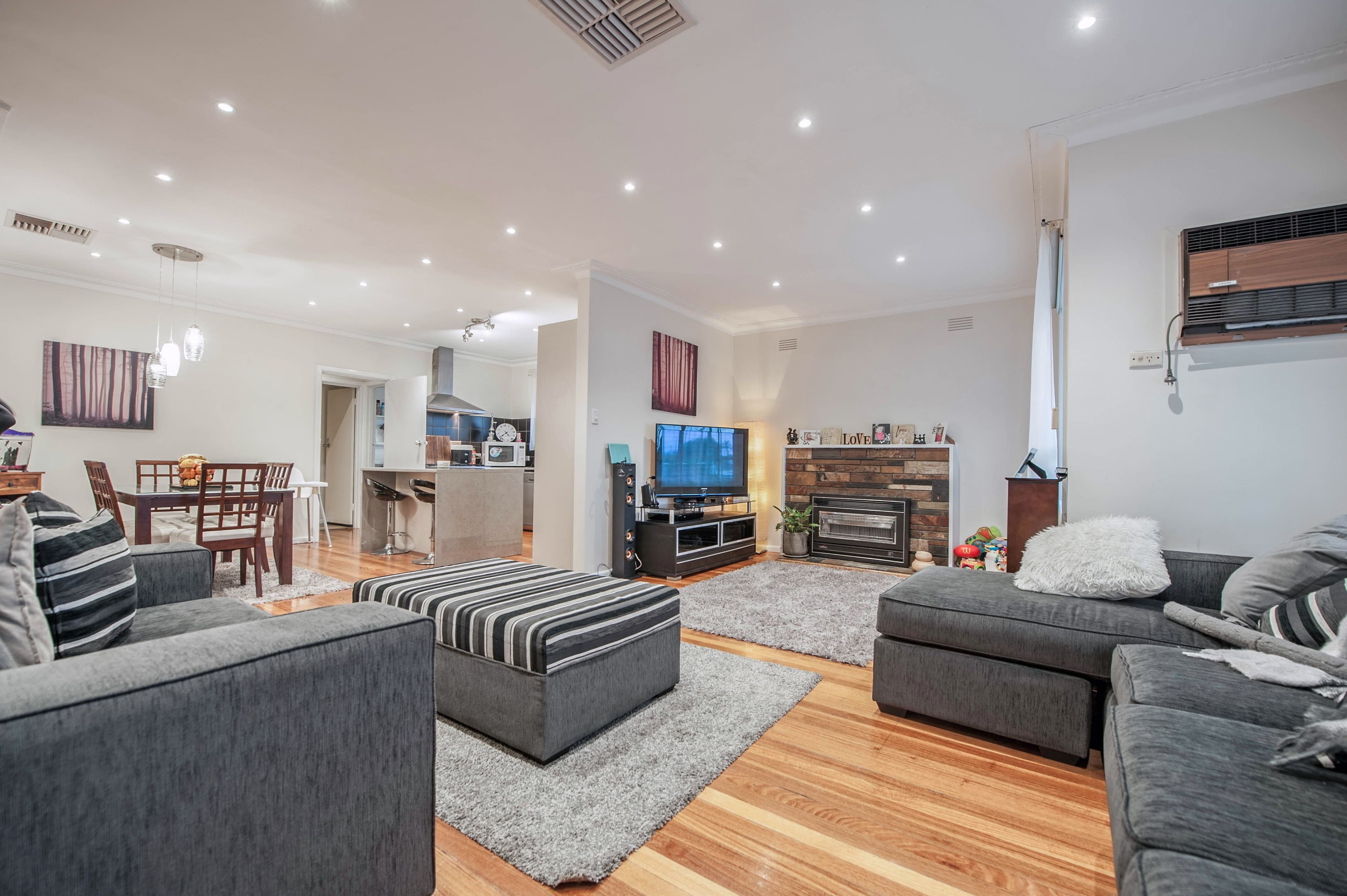27 Inverness Street, Reservoir VIC 3073, Reservoir - Thumbnail 3