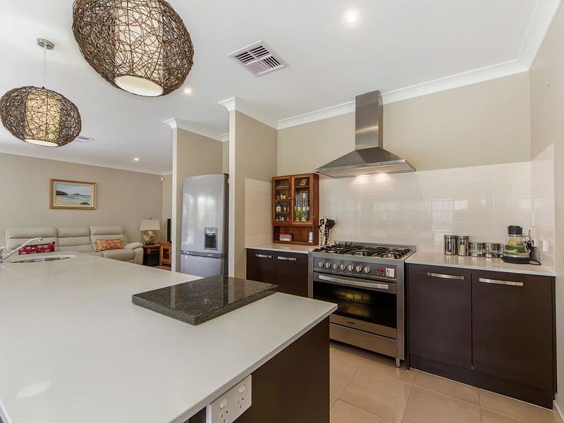 15 Stone Creek Drive, Upper Coomera QLD 4209, Upper Coomera - Thumbnail 4