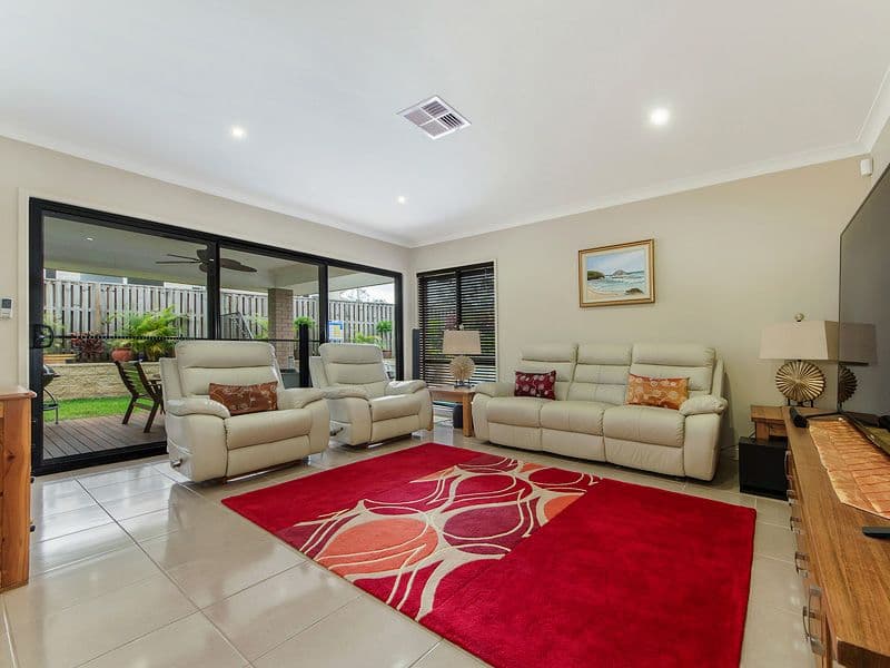 15 Stone Creek Drive, Upper Coomera QLD 4209, Upper Coomera - Thumbnail 5