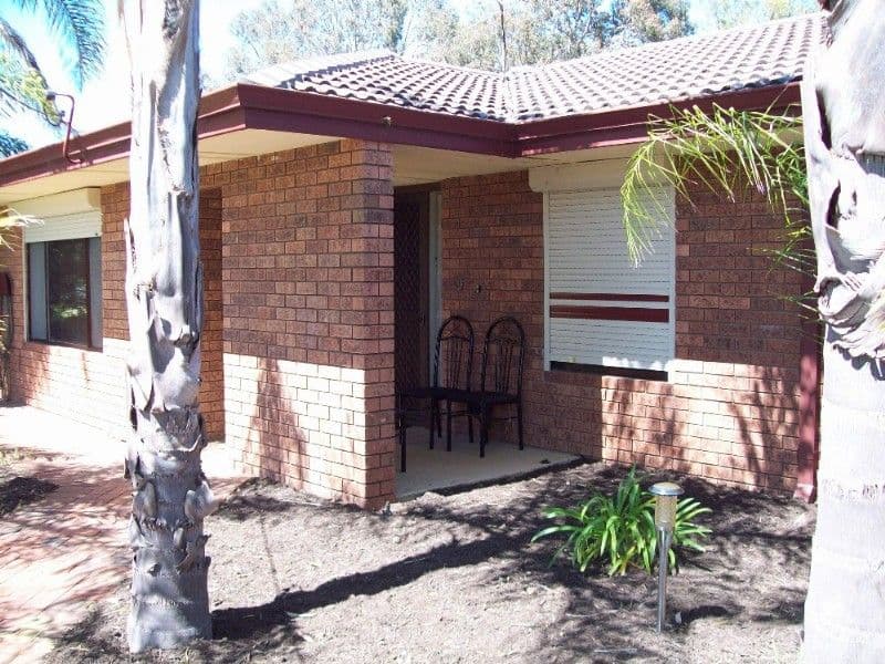 121 Langley Road, Veteran - Thumbnail 3