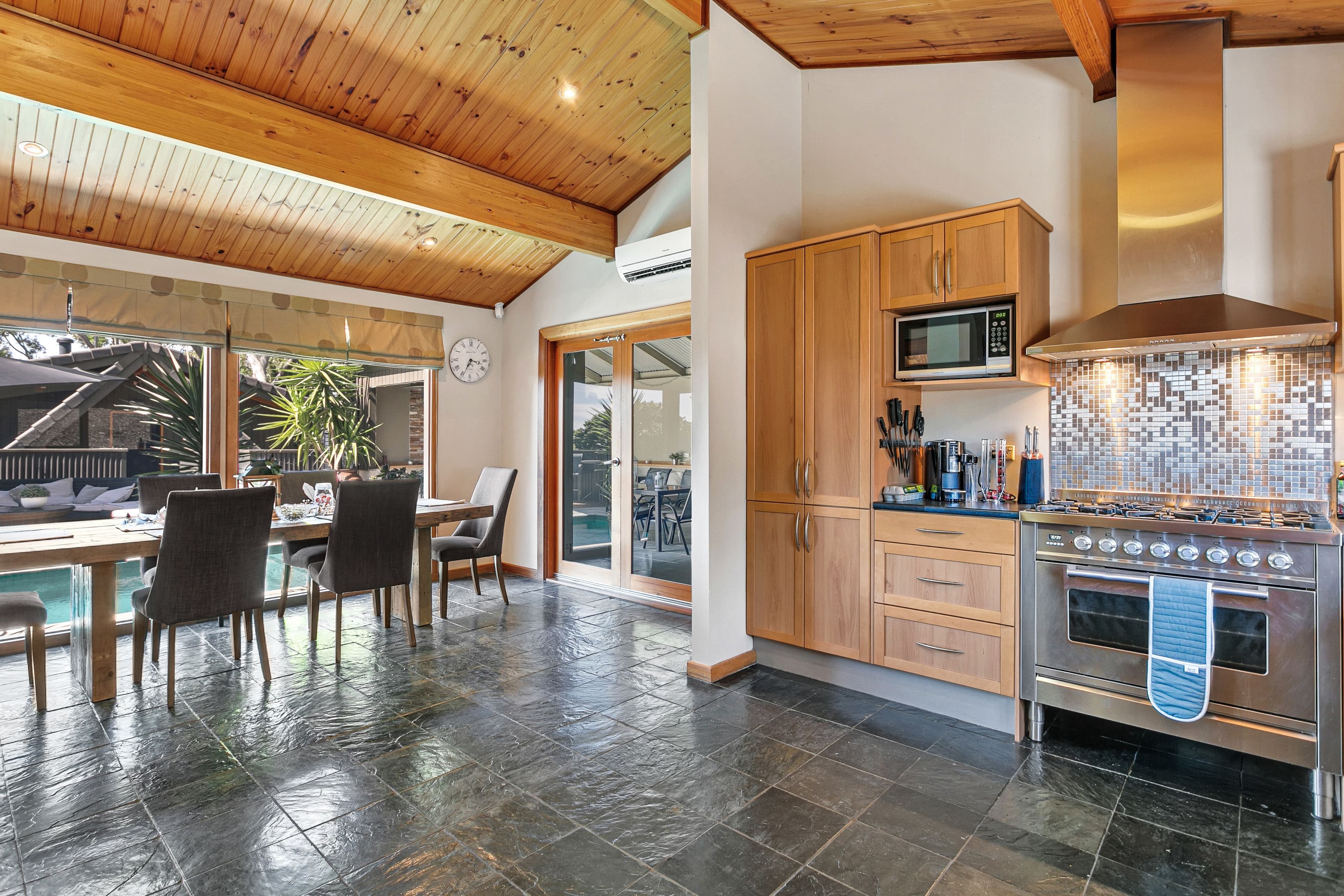 75 Oakridge Road, Aberfoyle Park SA 5159, Aberfoyle Park - Thumbnail 7
