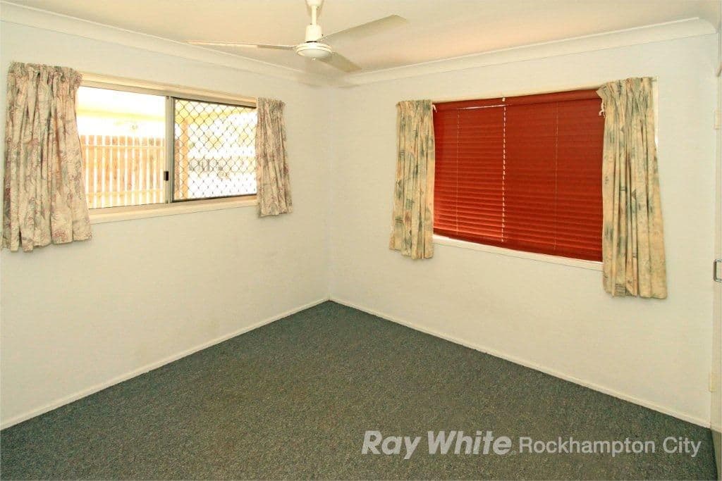 372 Farm Street, NORMAN GARDENS QLD 4701, Norman Gardens - Thumbnail 4