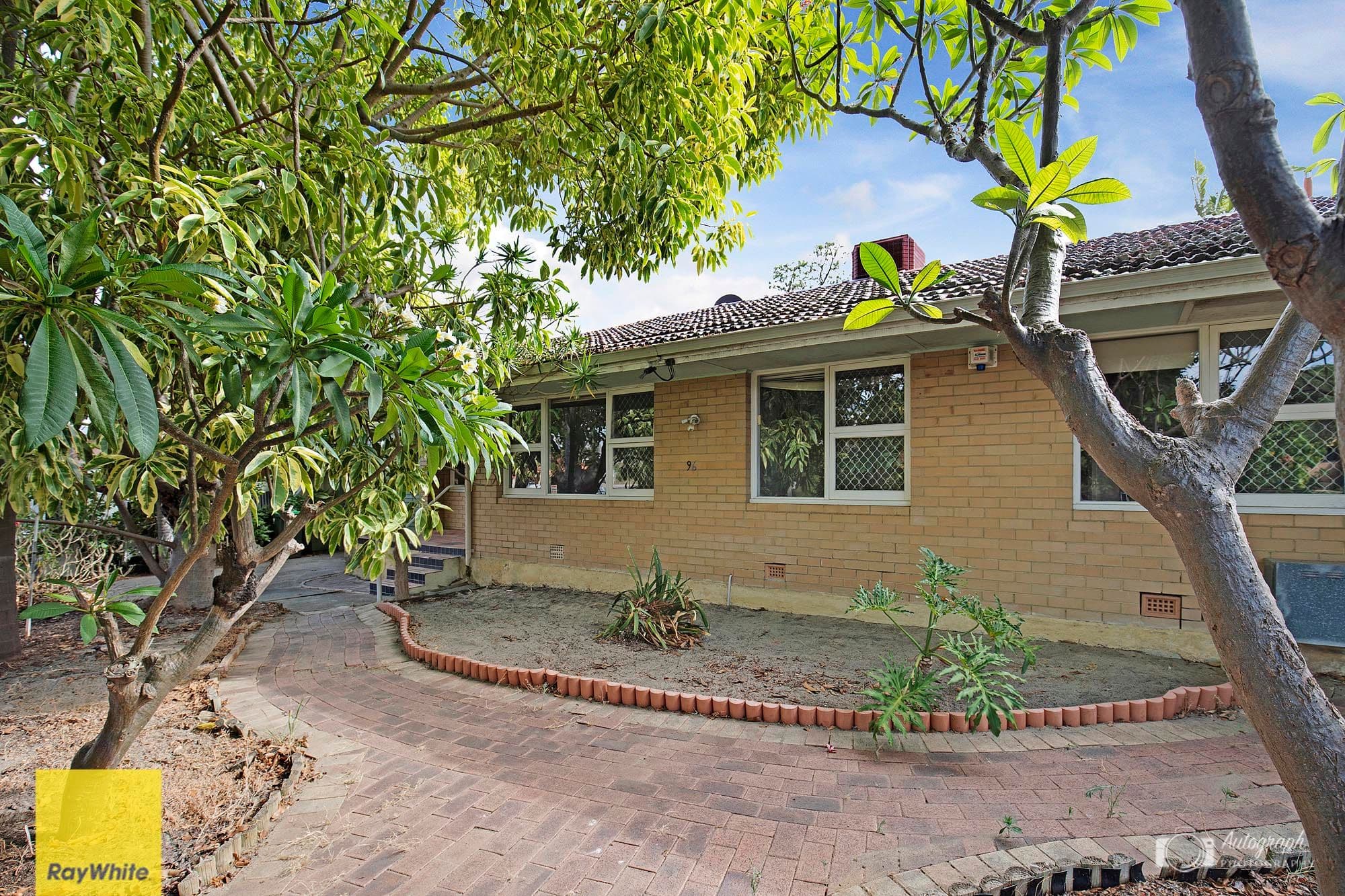 96 Culloton Crescent, Balga WA 6061, Balga - Thumbnail 3