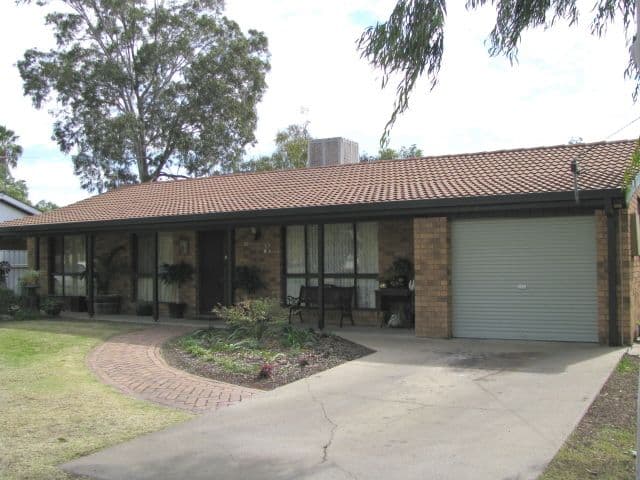 11 Boland Drive, Moree - Image 1
