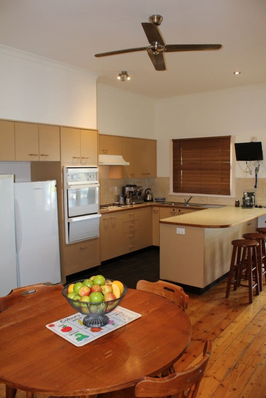 10 Lonsdale, Hamilton VIC 3300, Hamilton - Thumbnail 5