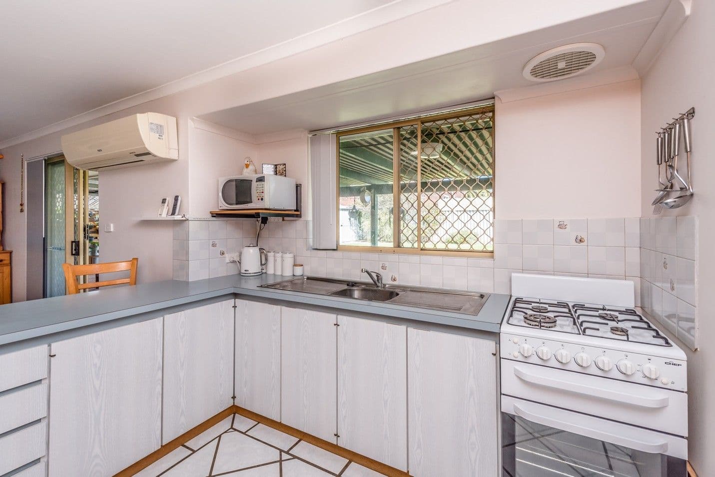 4 Joshua Way, Karloo WA 6530, Karloo - Thumbnail 5