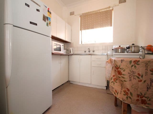 36 Ferguson Avenue, WILEY PARK NSW 2195, Wiley Park - Thumbnail 3