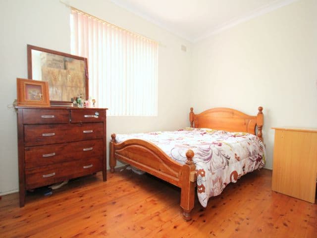 36 Ferguson Avenue, WILEY PARK NSW 2195, Wiley Park - Thumbnail 4